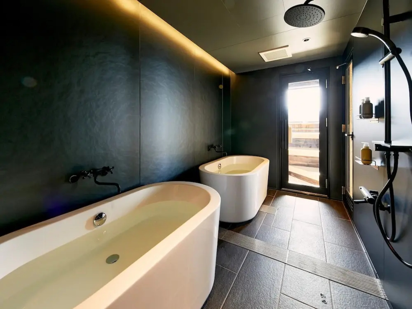 Hita no Yado Yorozuya