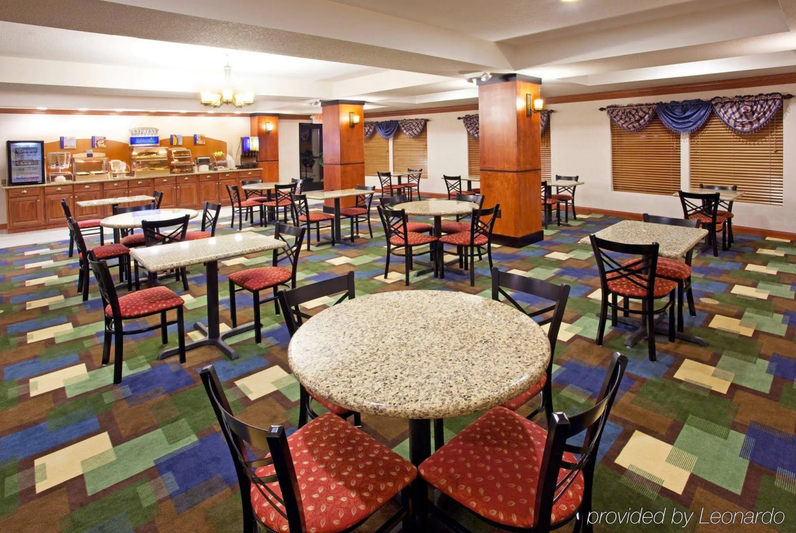 Holiday Inn Express Hotel & Suites East Lansing by IHG