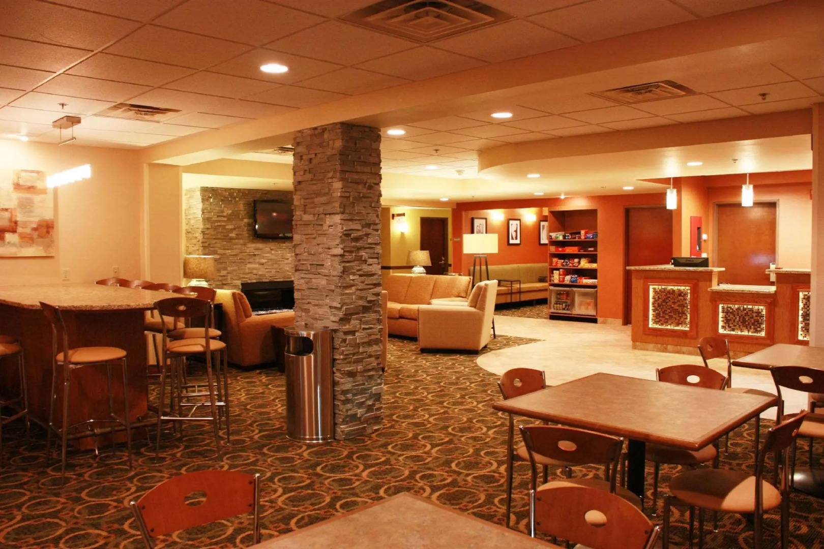 Comfort Inn & Suites Copley Akron