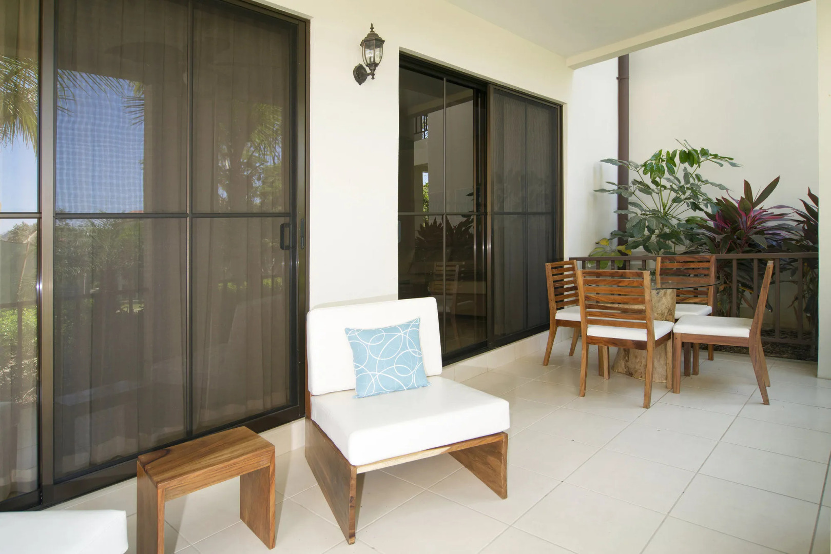 Coco Breeze Residence