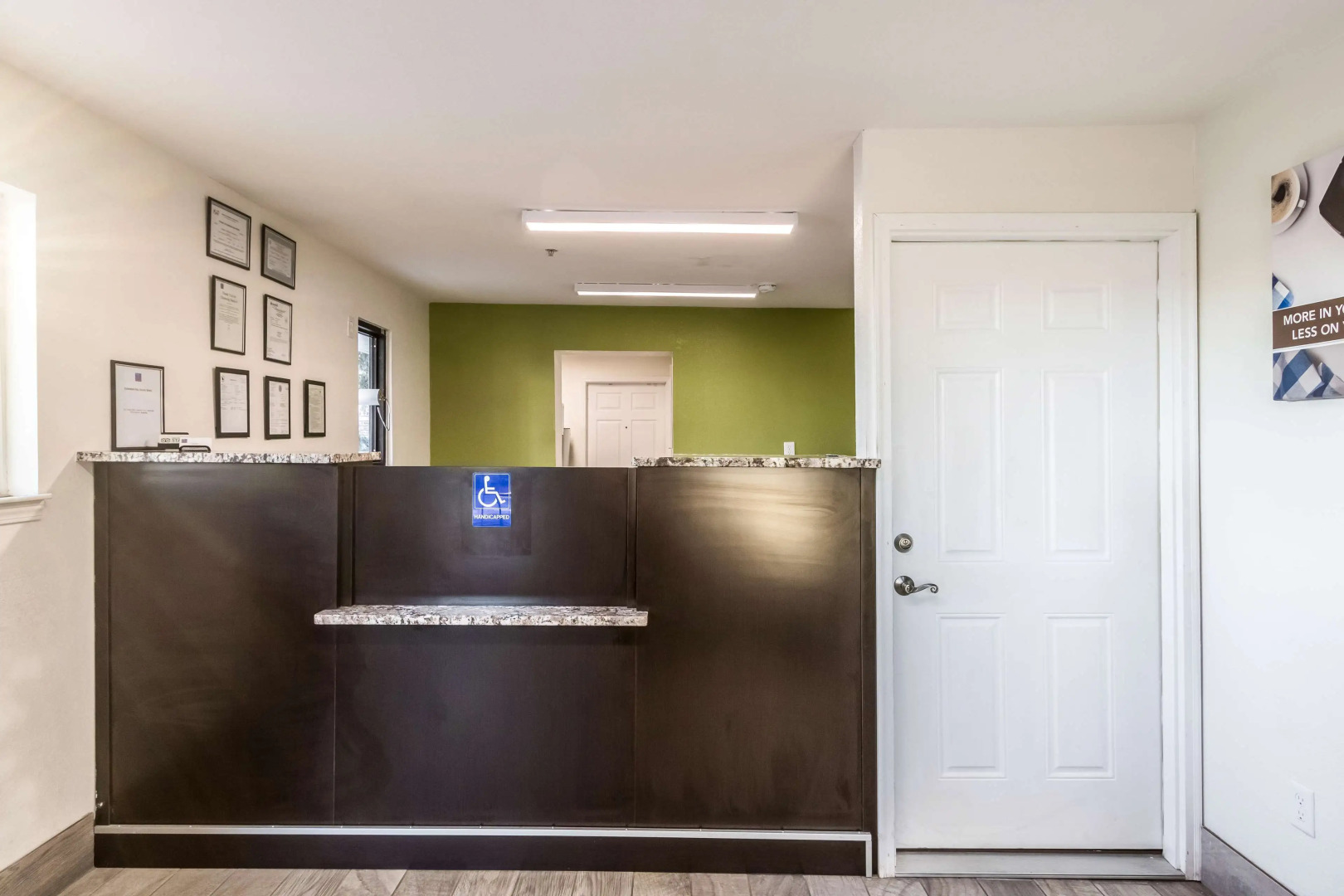 Studio 6 Savannah, GA