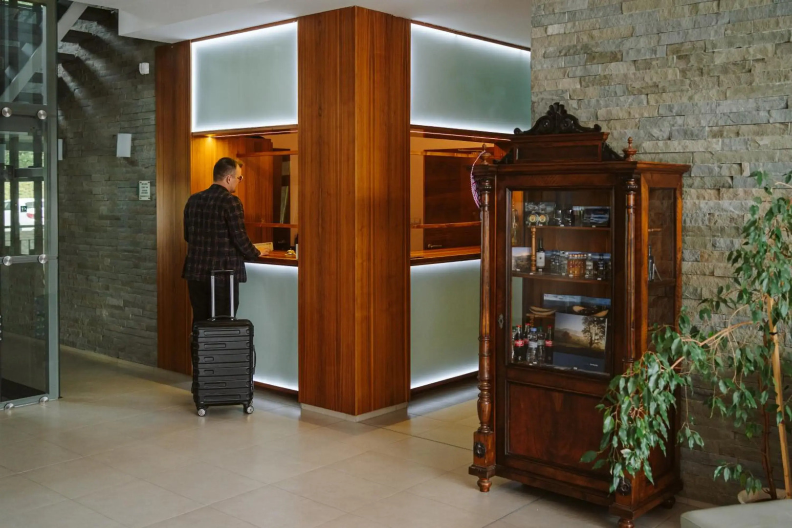 Beltine Forest Hotel