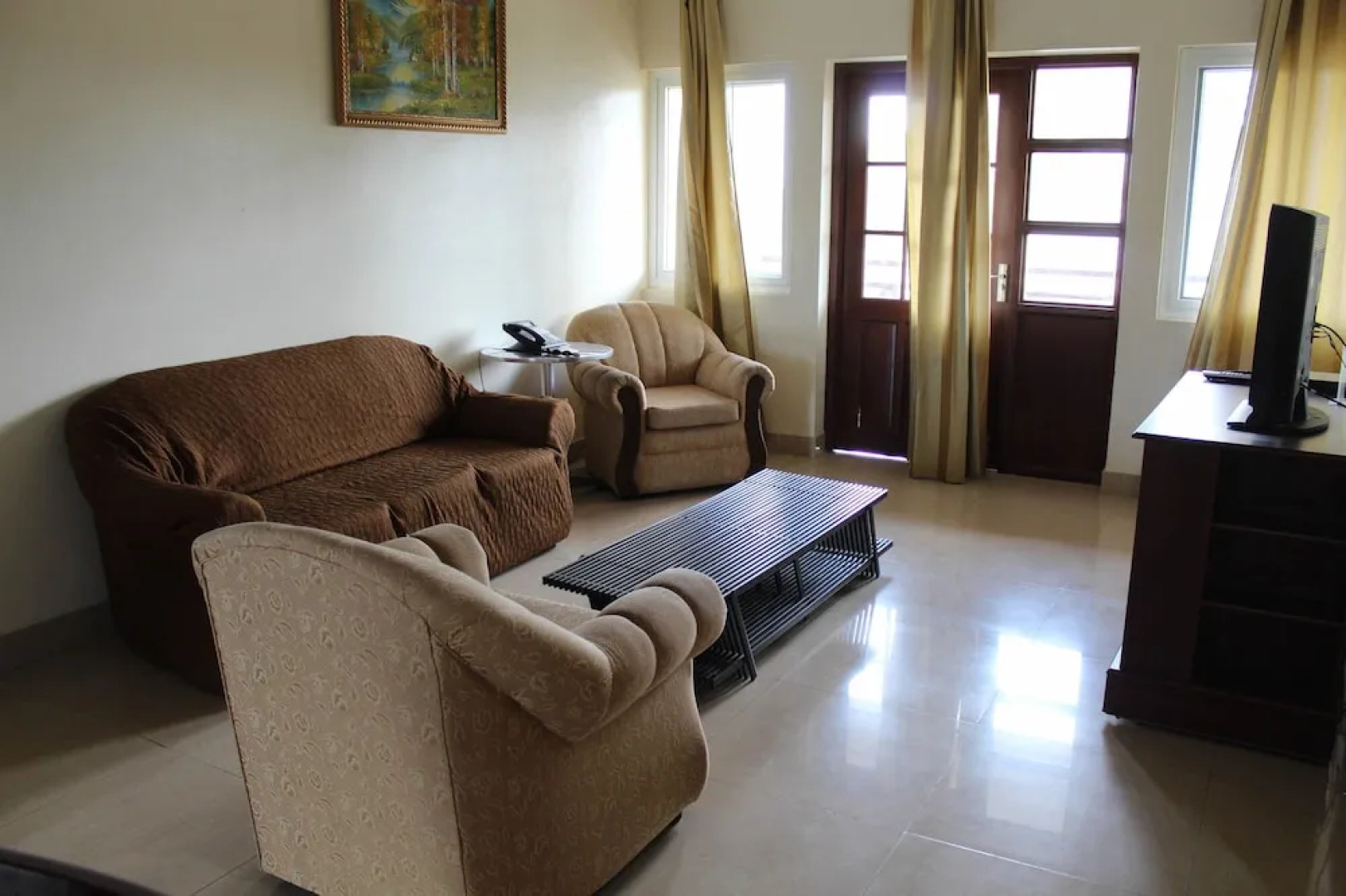 CHOJ Rentals - Sun Island Apartments