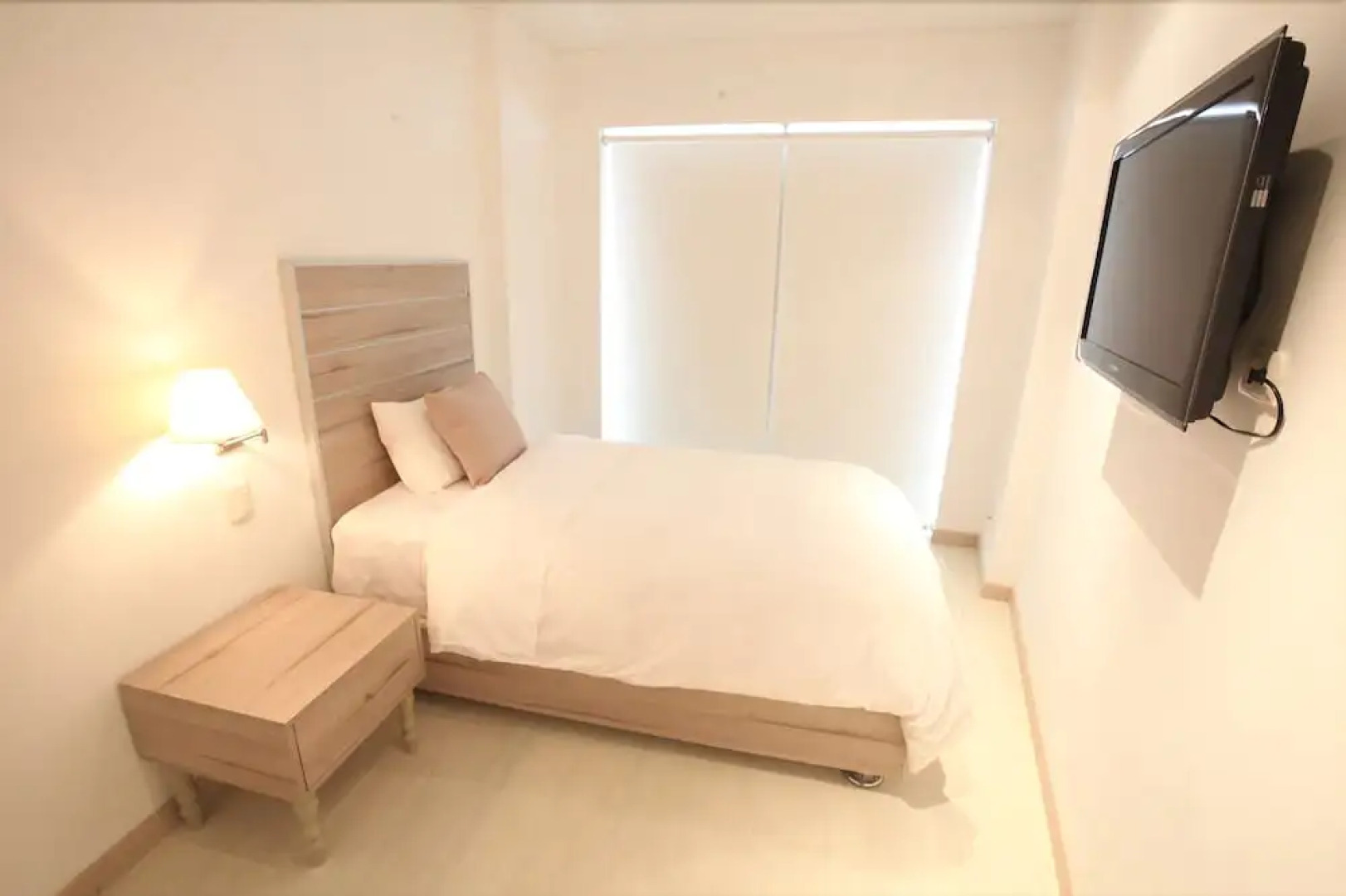 2W Apartments Service Santa Cruz