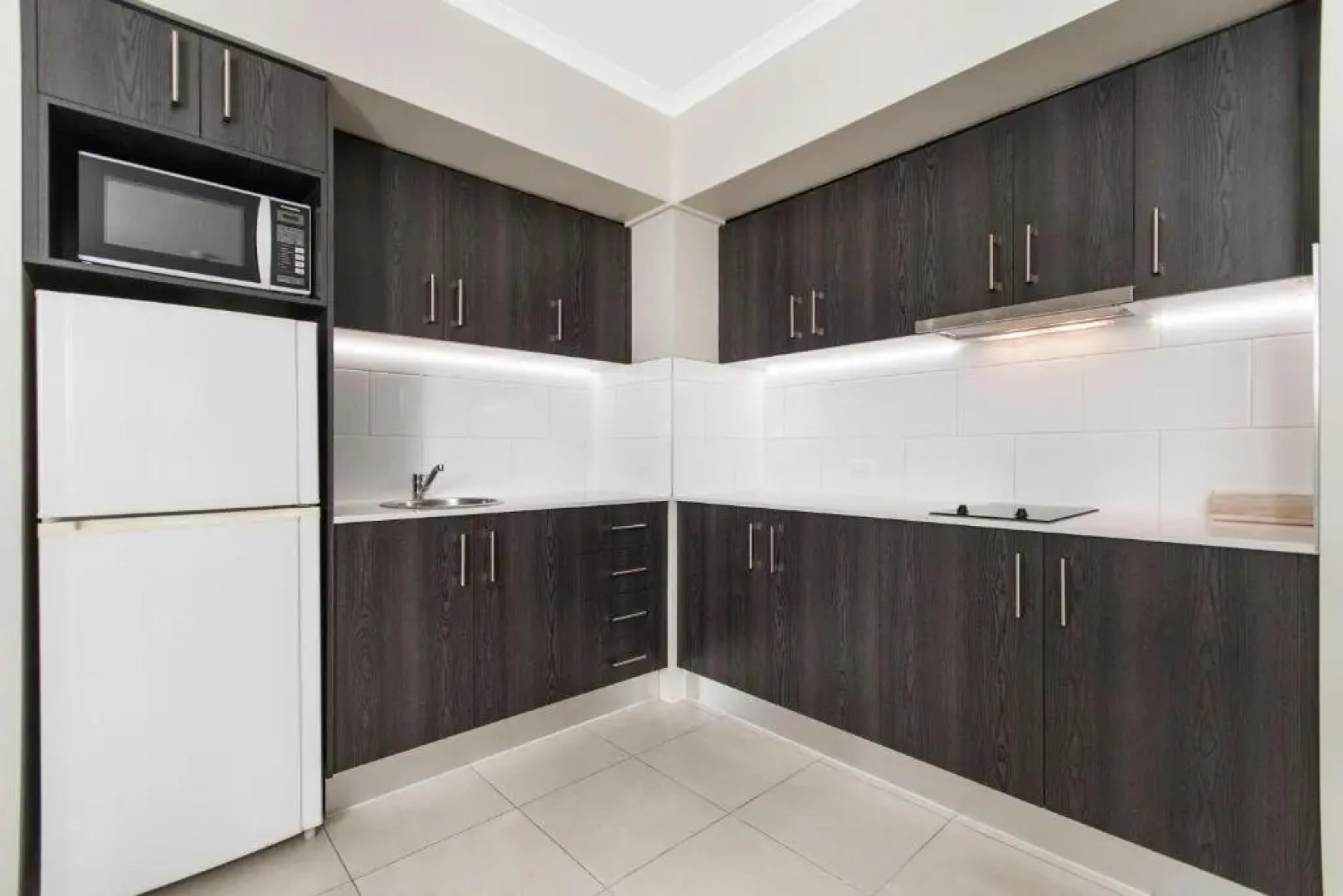 Cairns Sunshine Tower Hotel