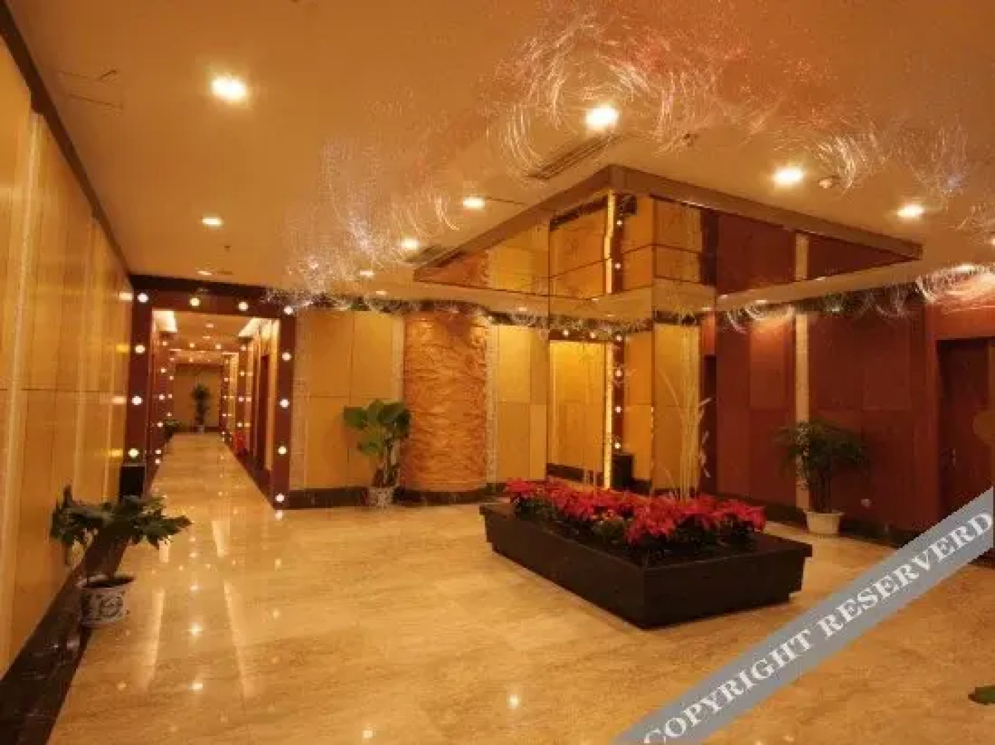 Chengzhong Blue Sky Hotel