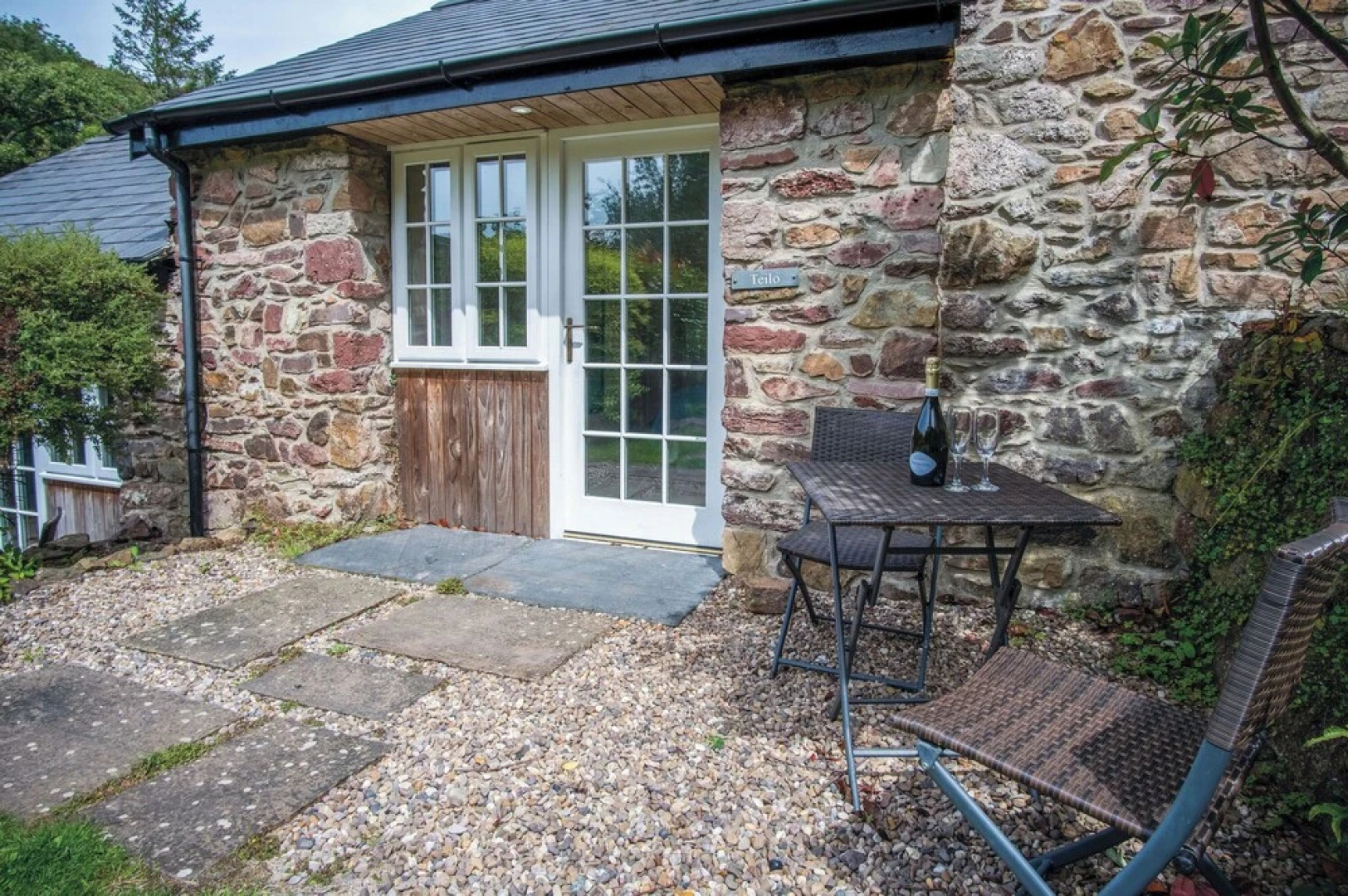 Teilo - 1 Bedroom - St Ishmael's