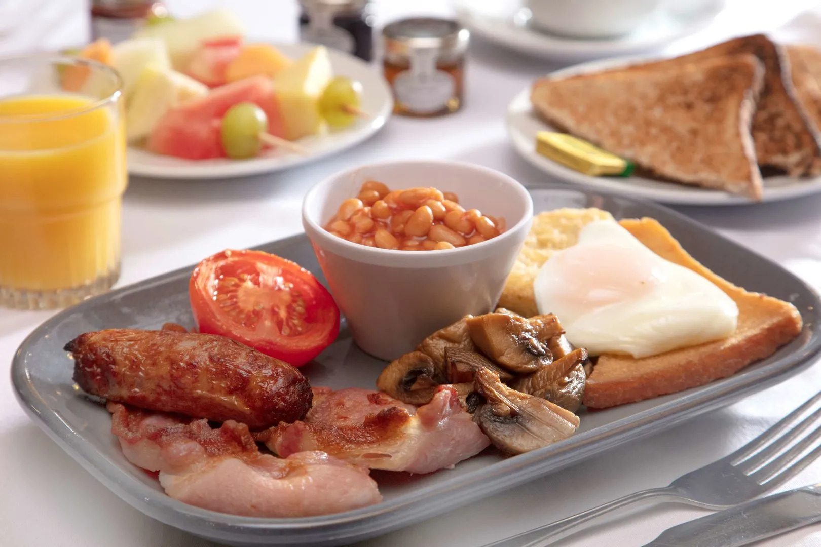 Rogerthorpe Manor Hotel