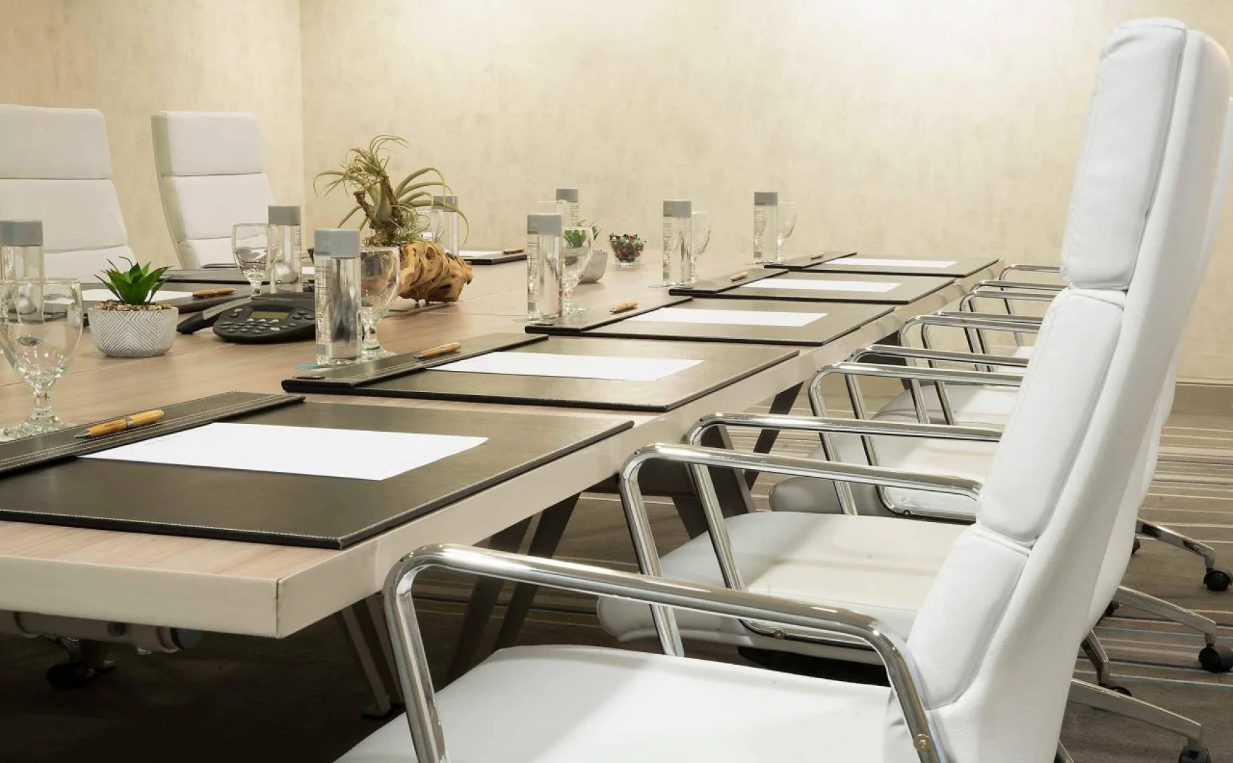 Westdrift Manhattan Beach, Autograph Collection by Marriott