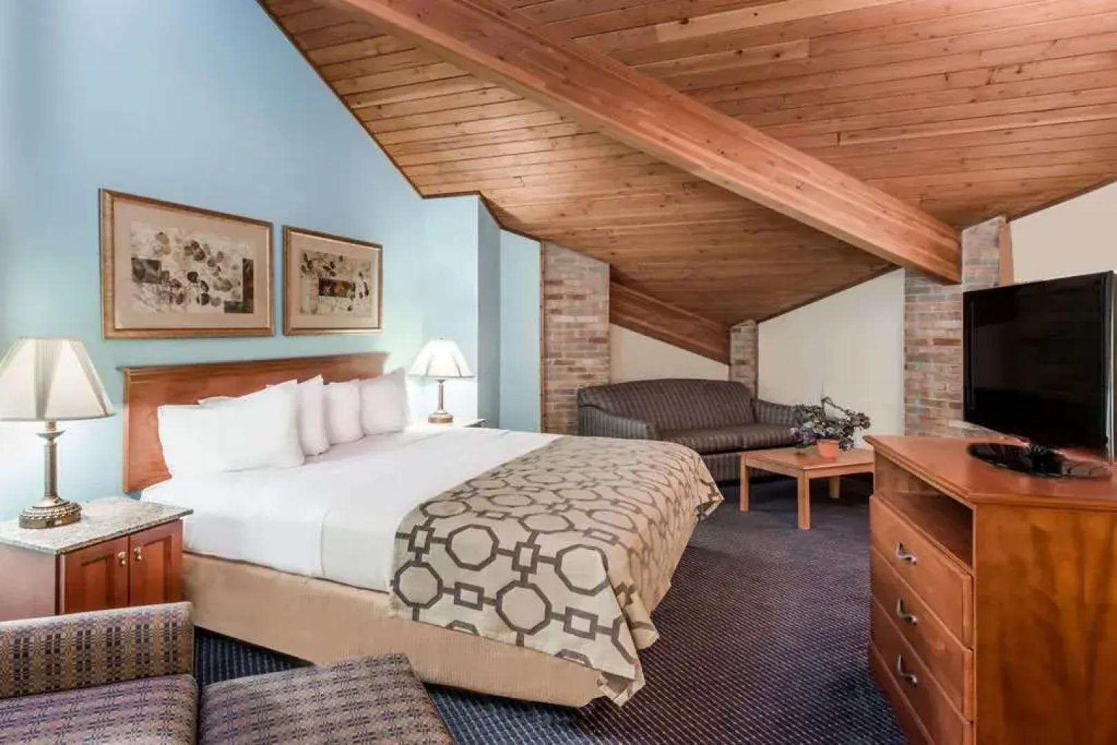 Baymont Inn & Suites Warrenton