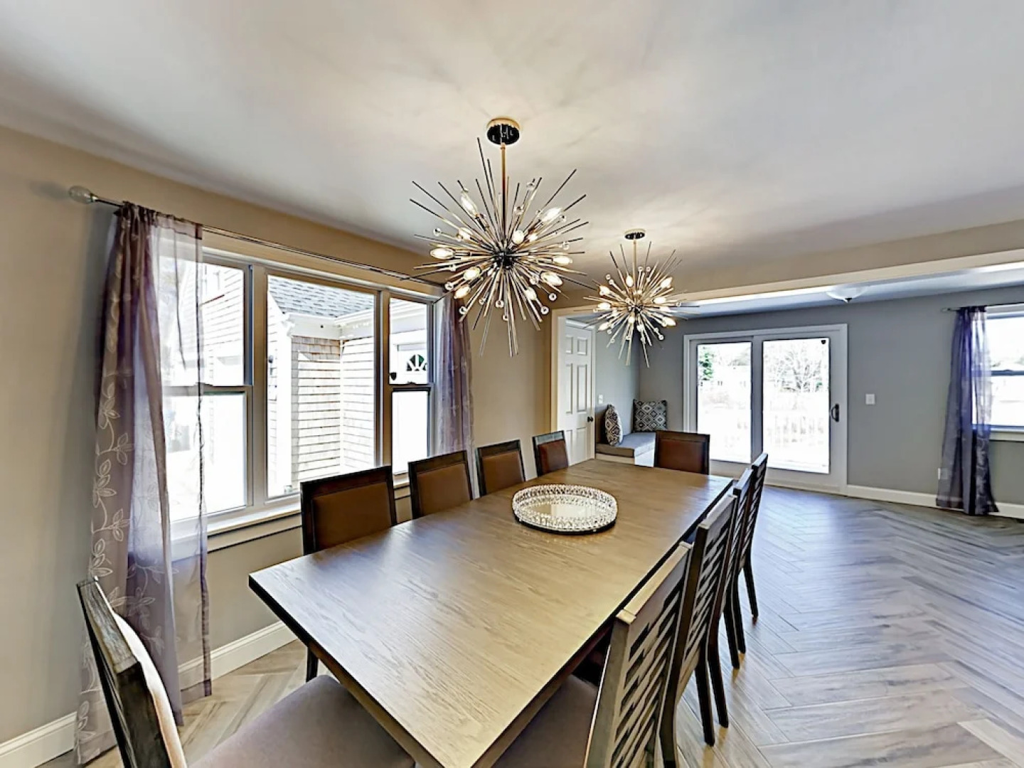 Phinneys - 4 Br Home