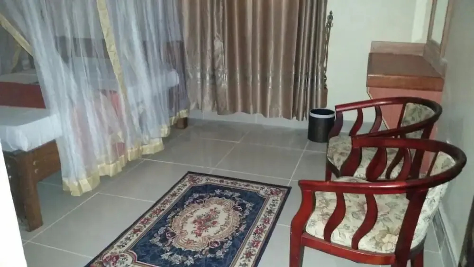 Jambo Travellers Hotel