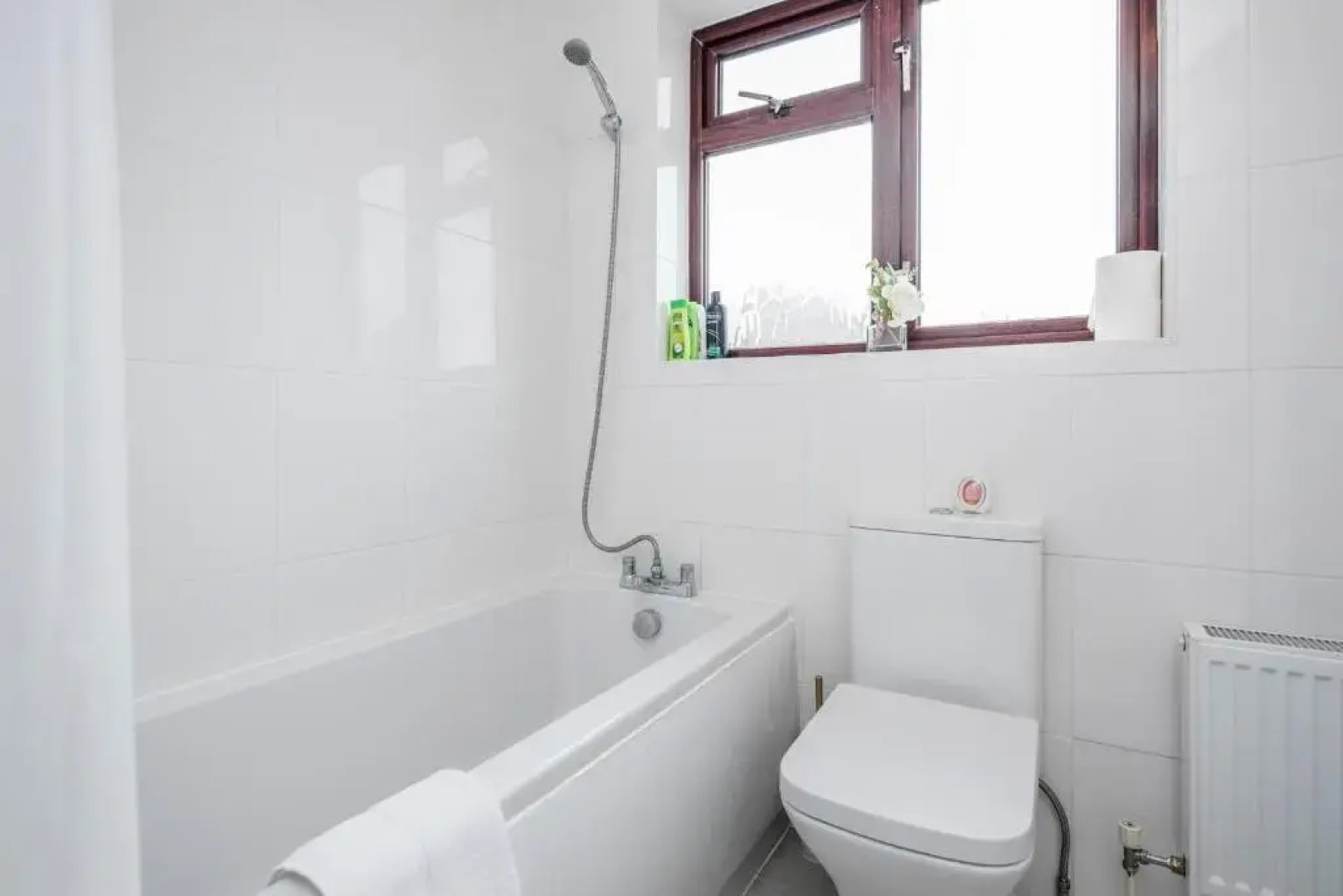 3br-sleeps5-parking-garden-accesstolondon