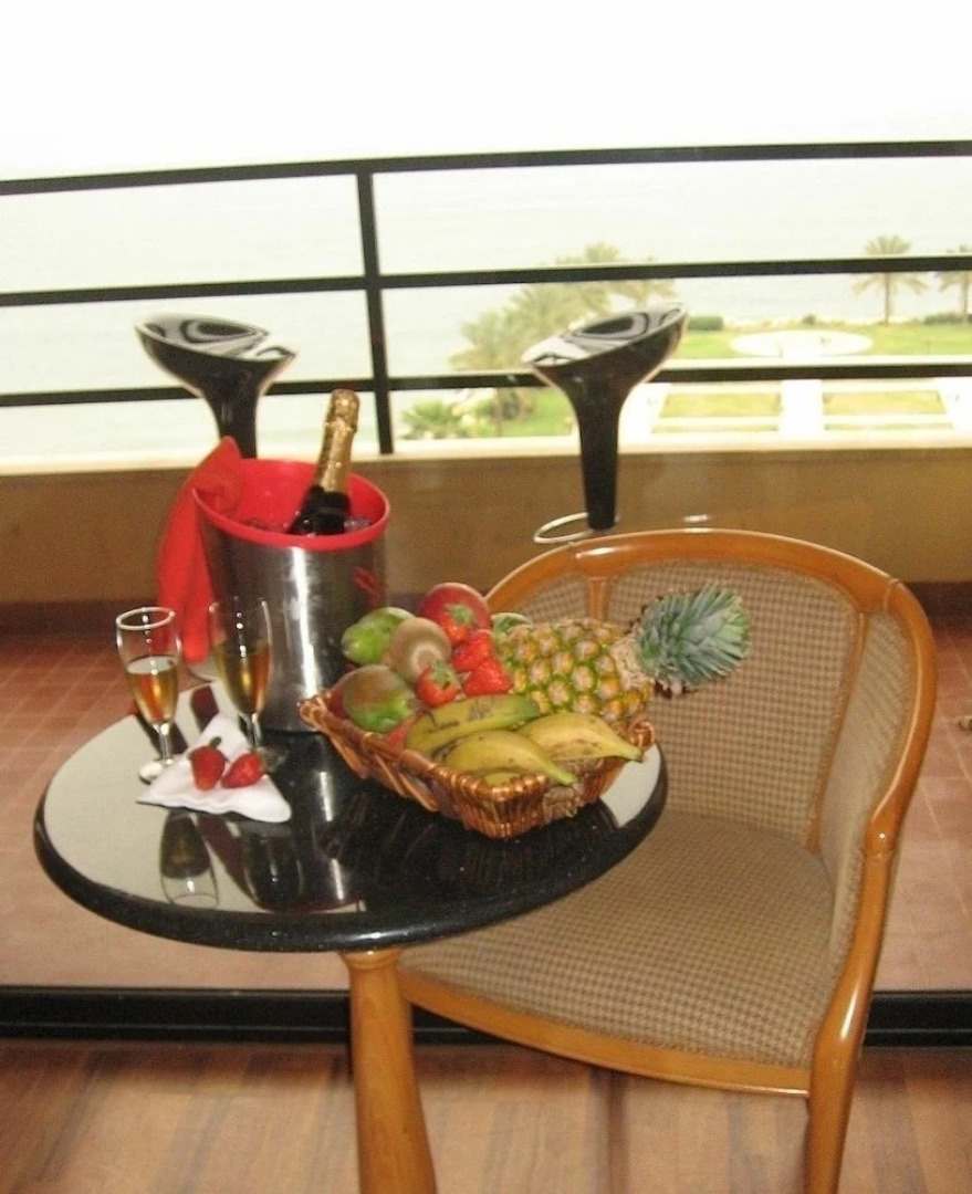 Aquarium Hotel & Resort