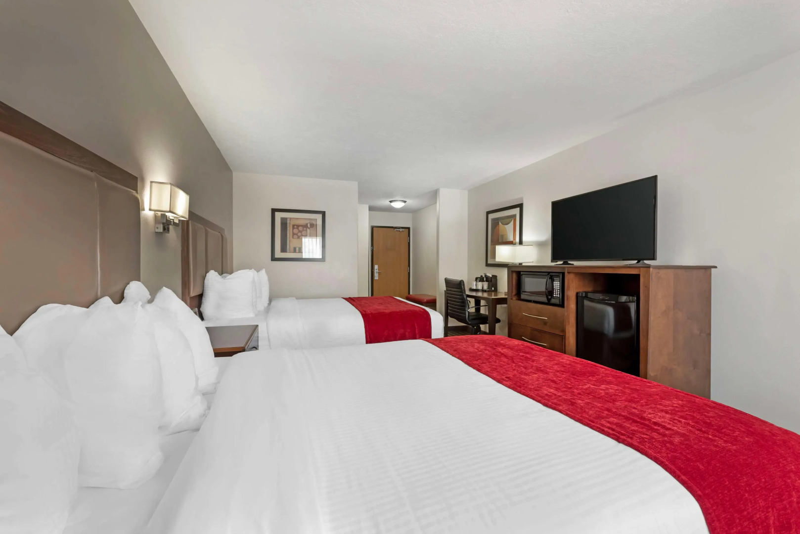 Best Western Plus Eagleridge Inn & Suites