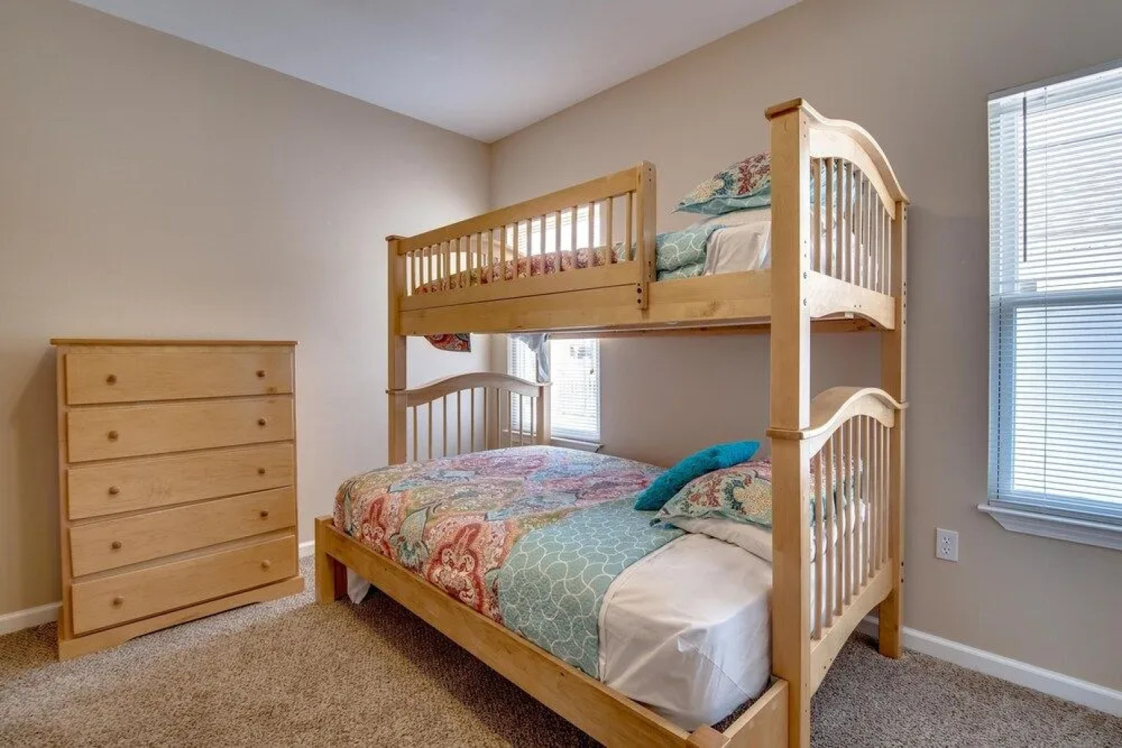 Sandy Toes 4 Bedroom Home by RedAwning