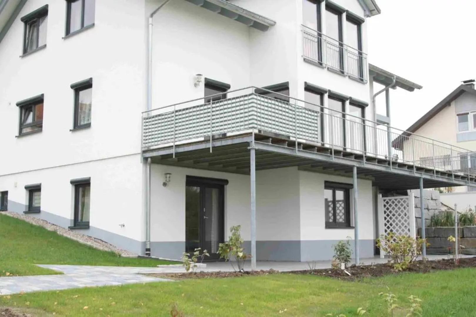 Ferienwohnung Rheingeschaut