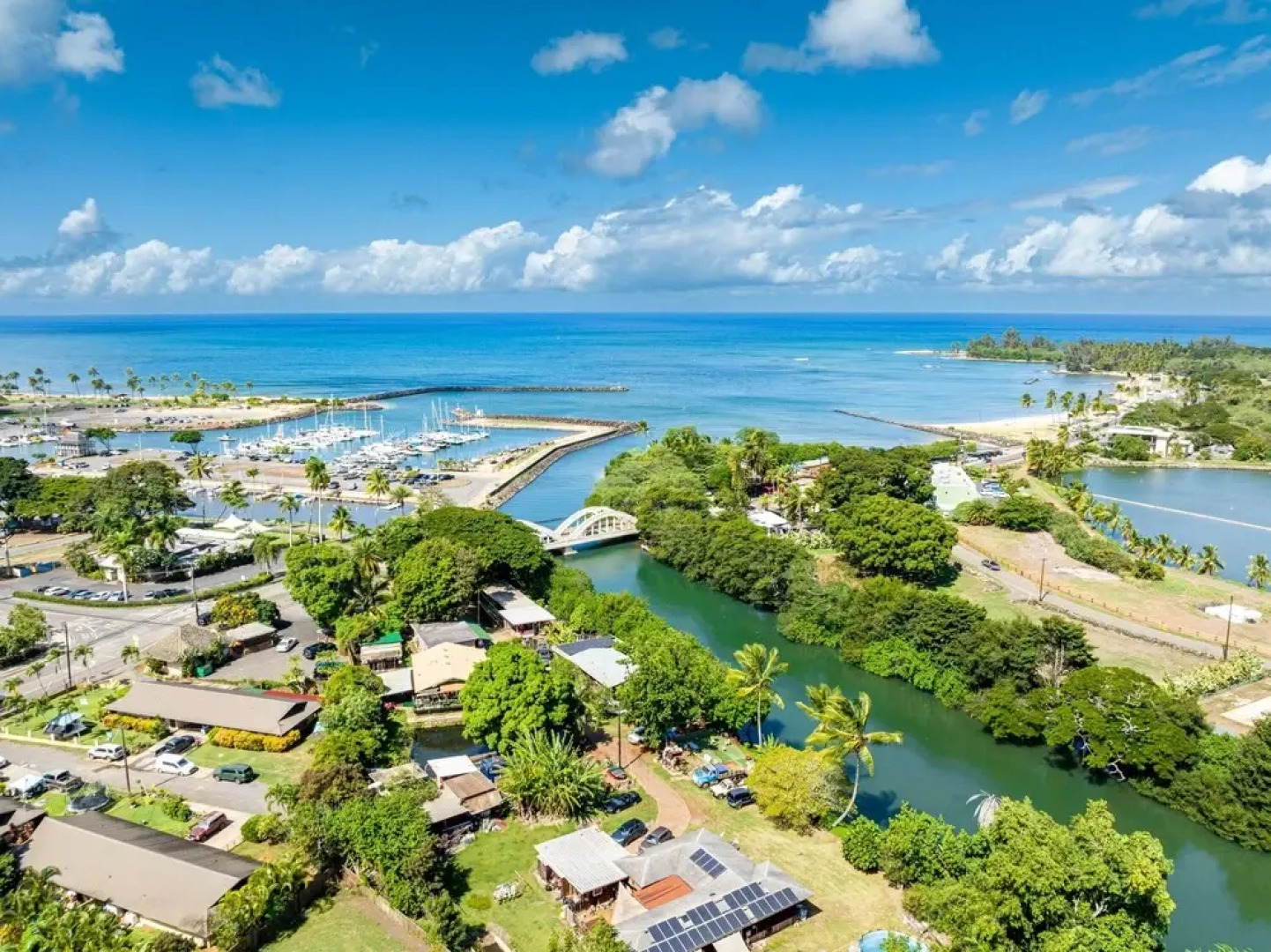 Turtle Bay West Studio With Loft 1 Bedroom Apts by Redawning