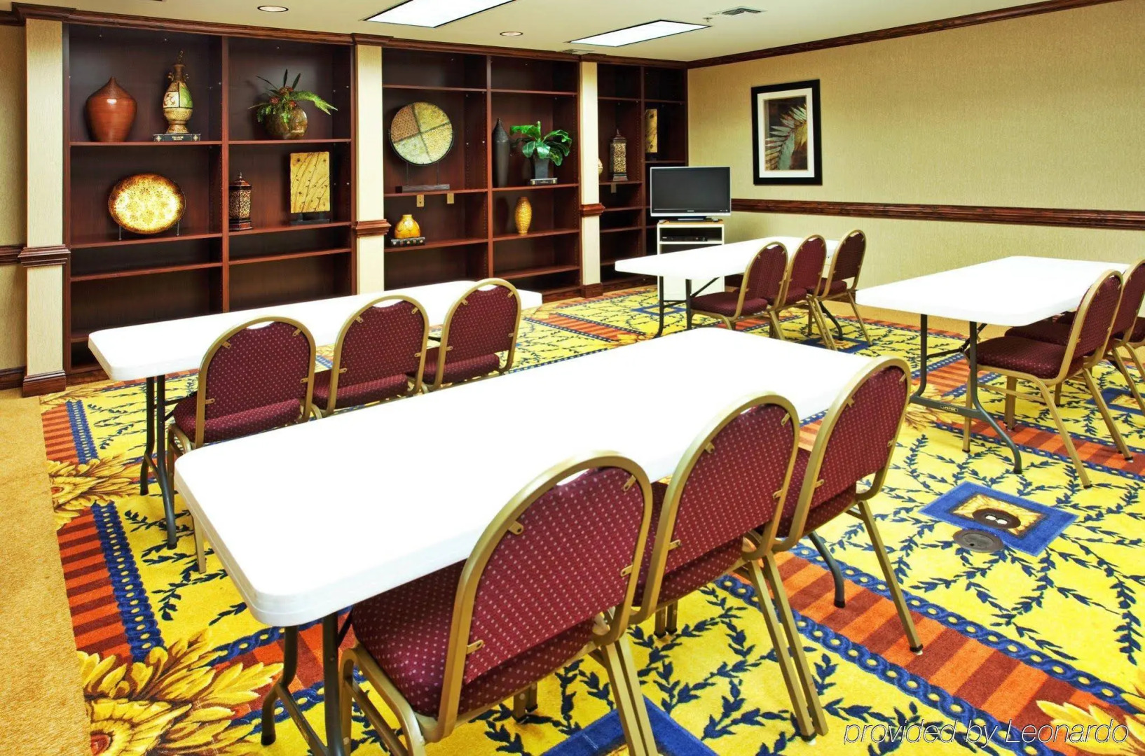 Holiday Inn Express & Suites Ocean Springs by IHG