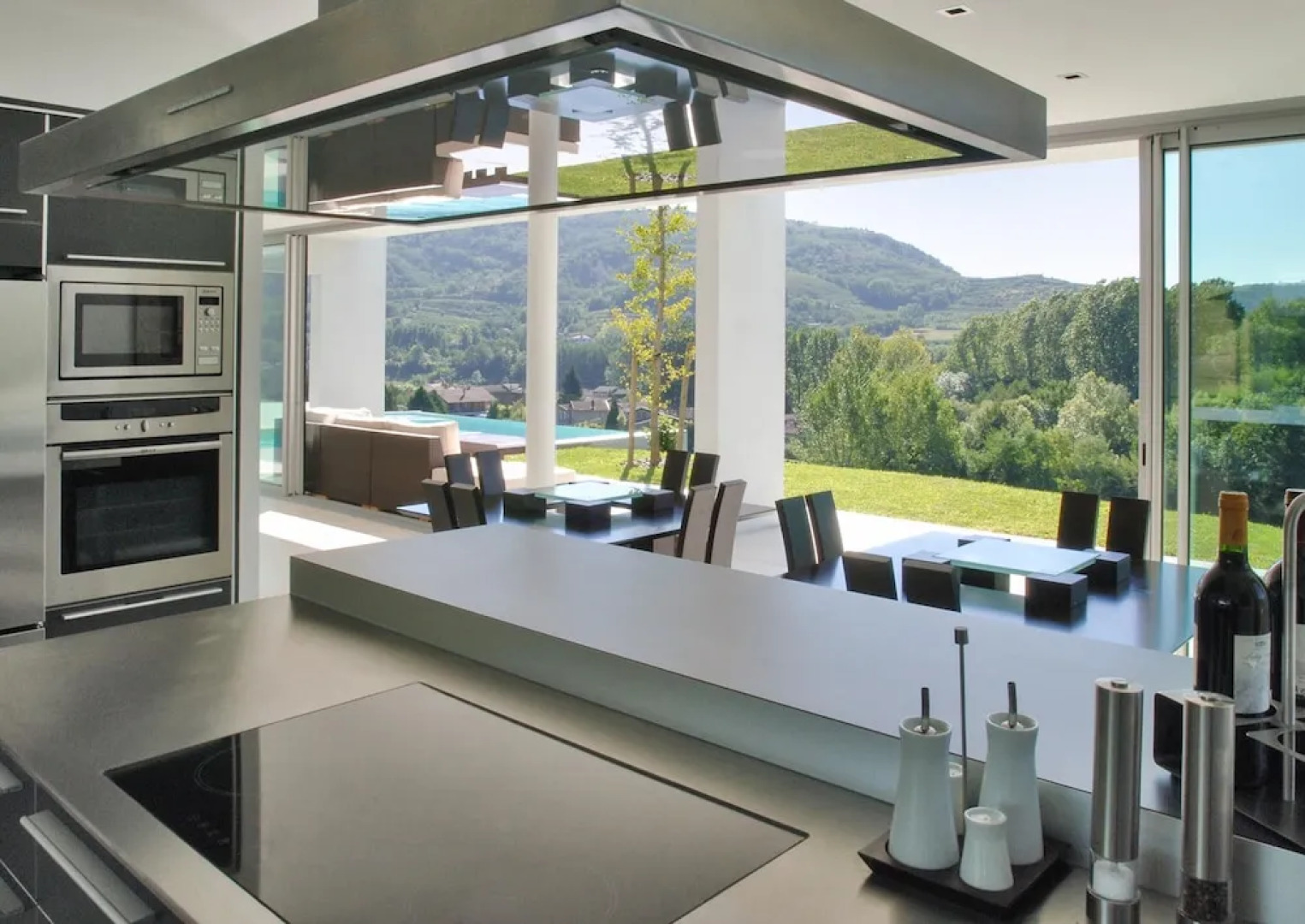 Villa With 5 Bedrooms in Saint Désirat, With Private Pool, Furnished G