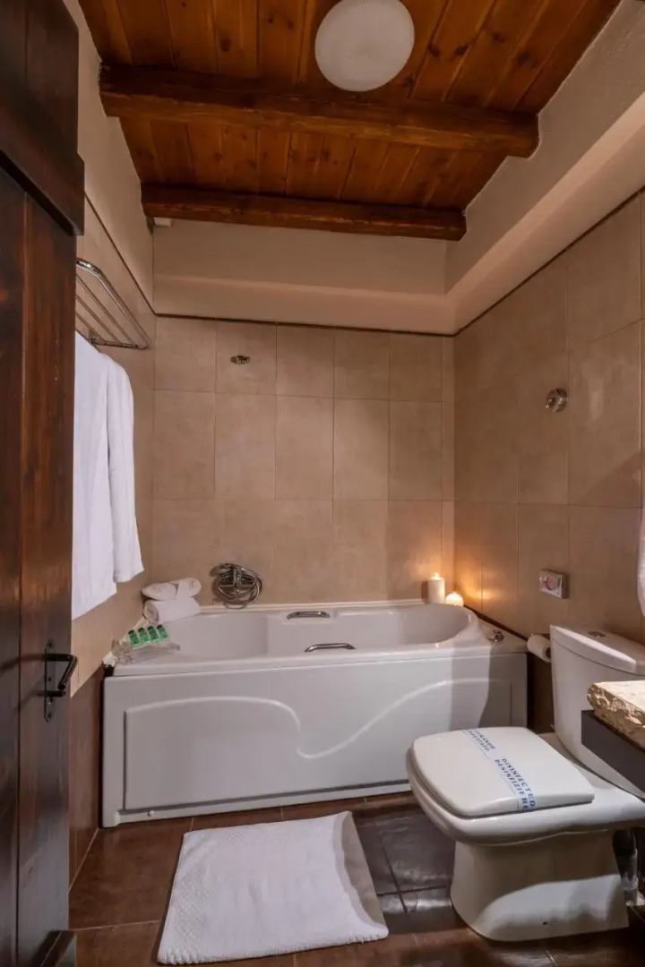 Rouga Mountain Boutique Suites & Spa