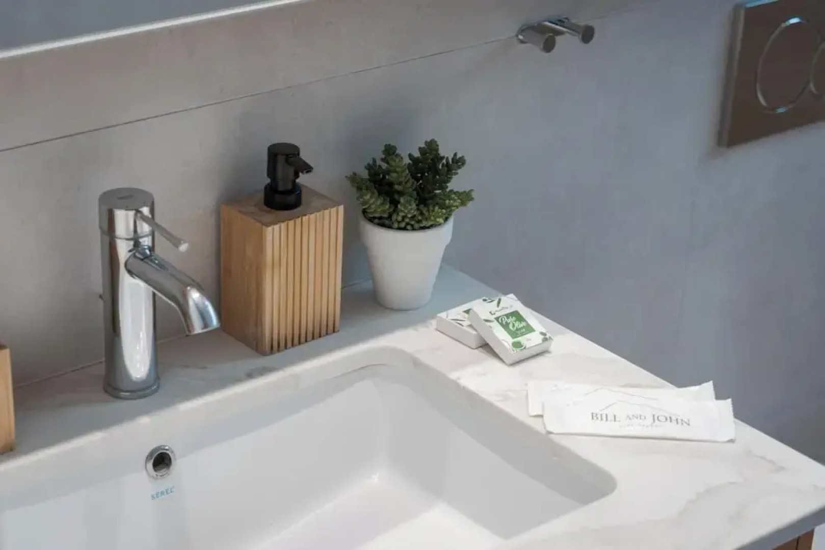 Luxurious Seafront Villa Karystos