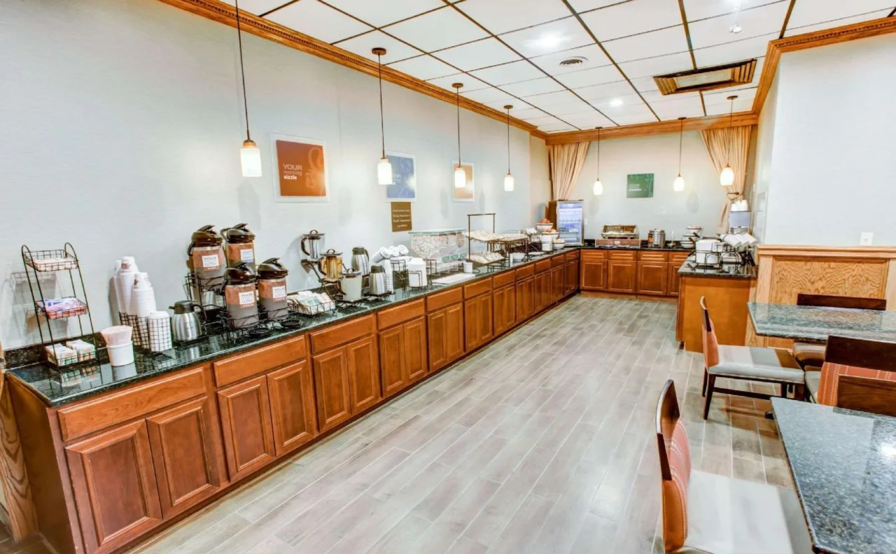 Comfort Inn & Suites Triadelphia - Wheeling