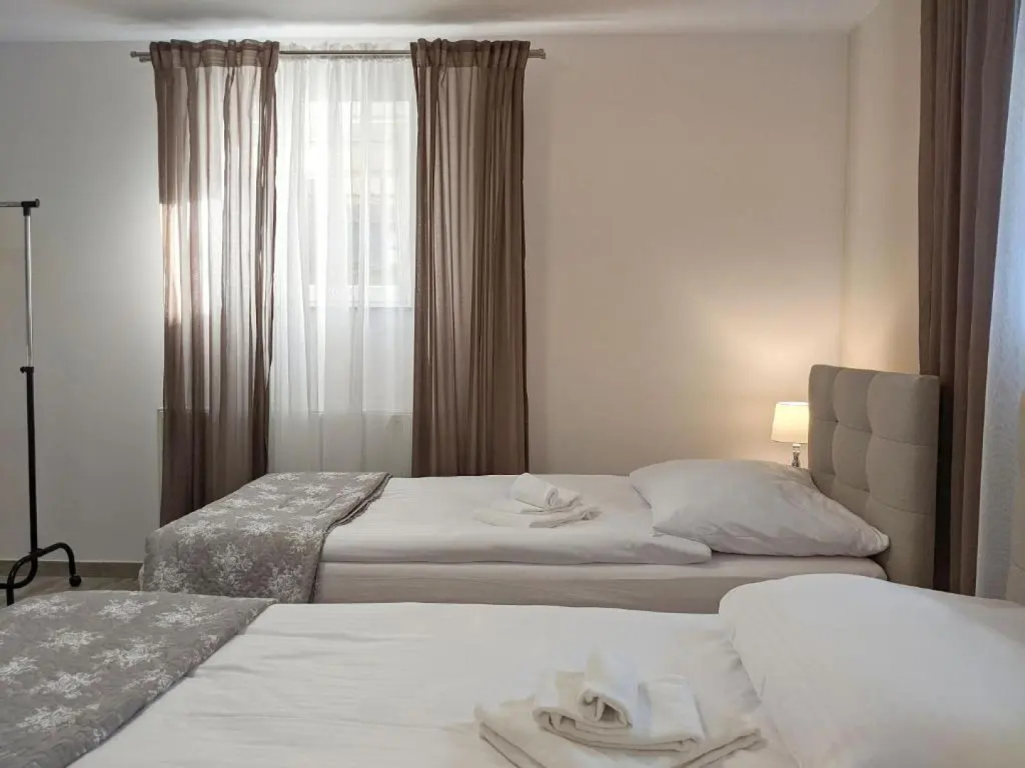 H2U LUX Hostel Dla Ciebie