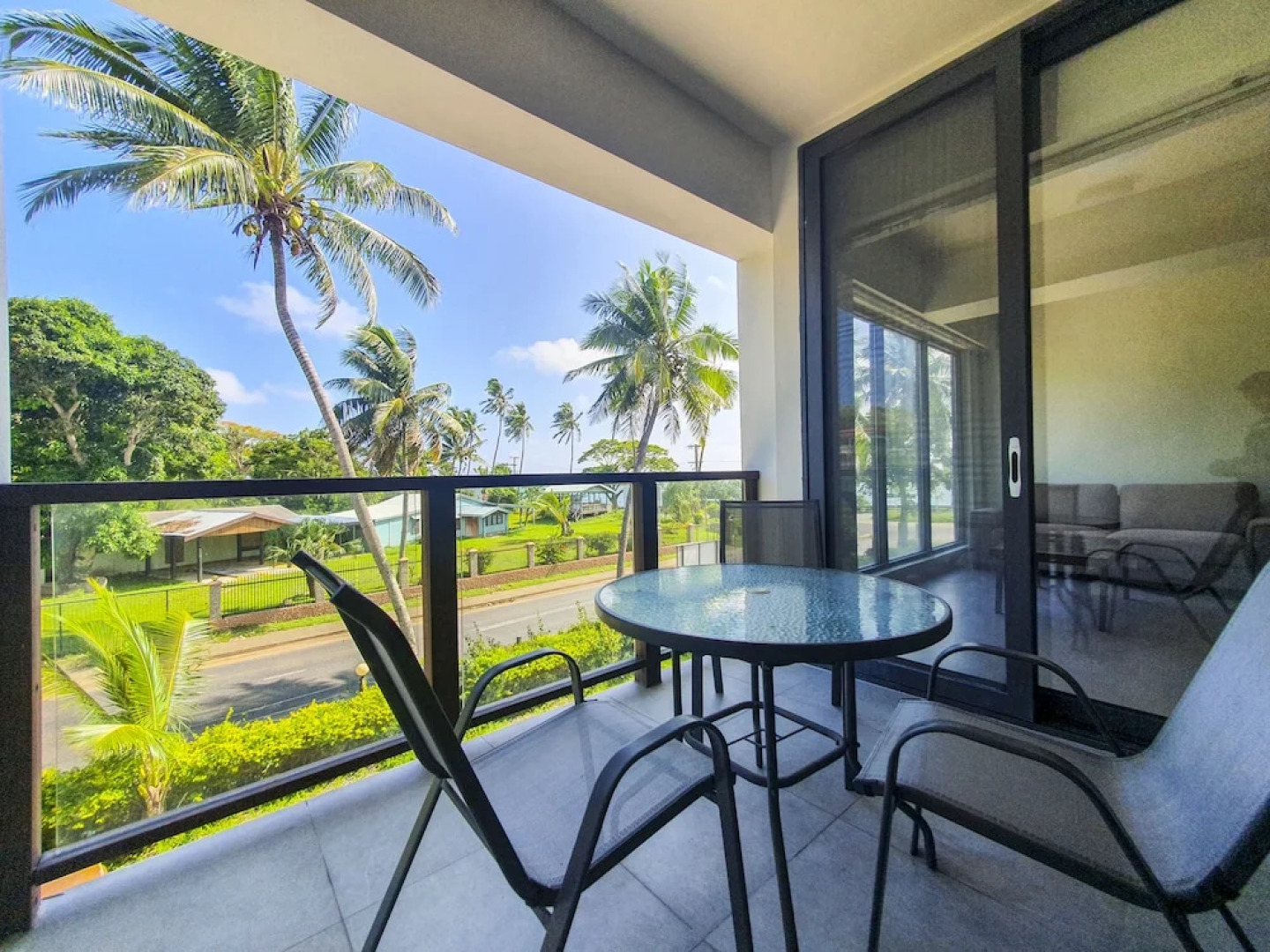 Seafront Apartment Coral Coast