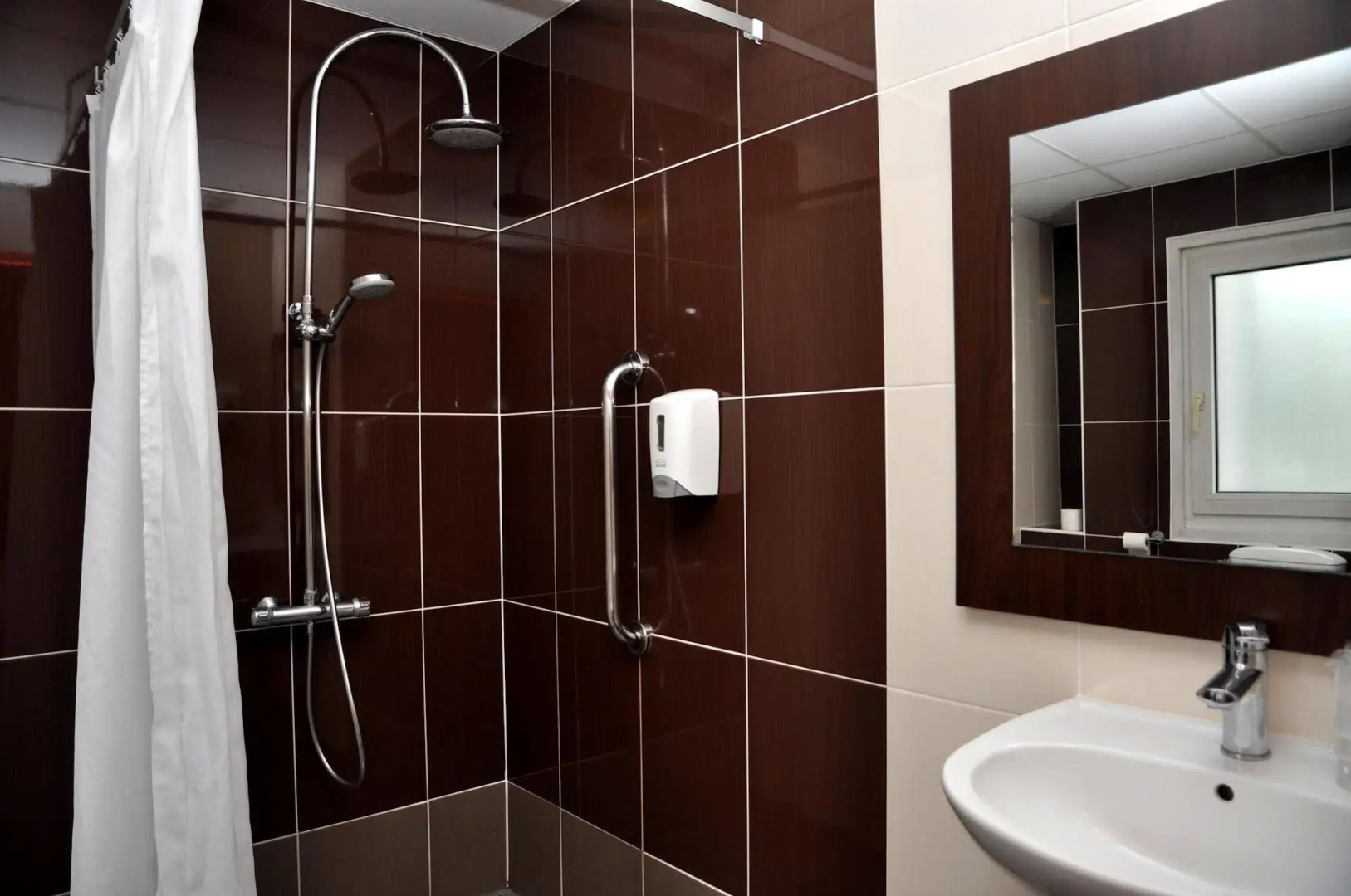 Hôtel Inn Design Amiens Resto Novo