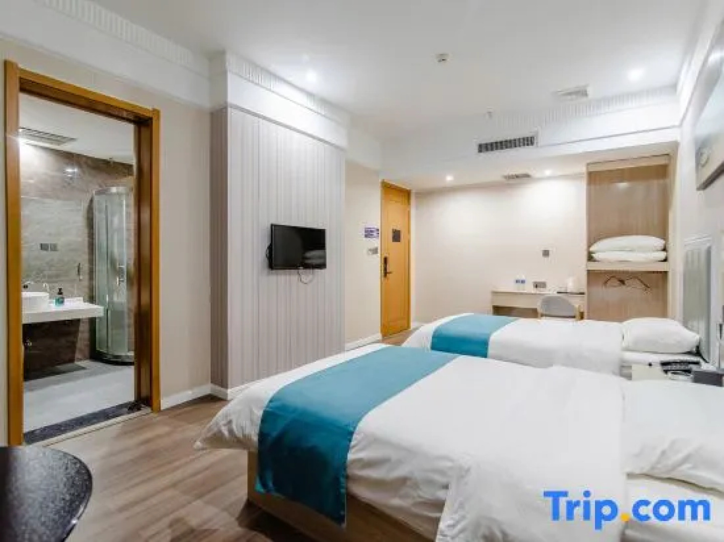 Xinxiang Zhonglian Hotel