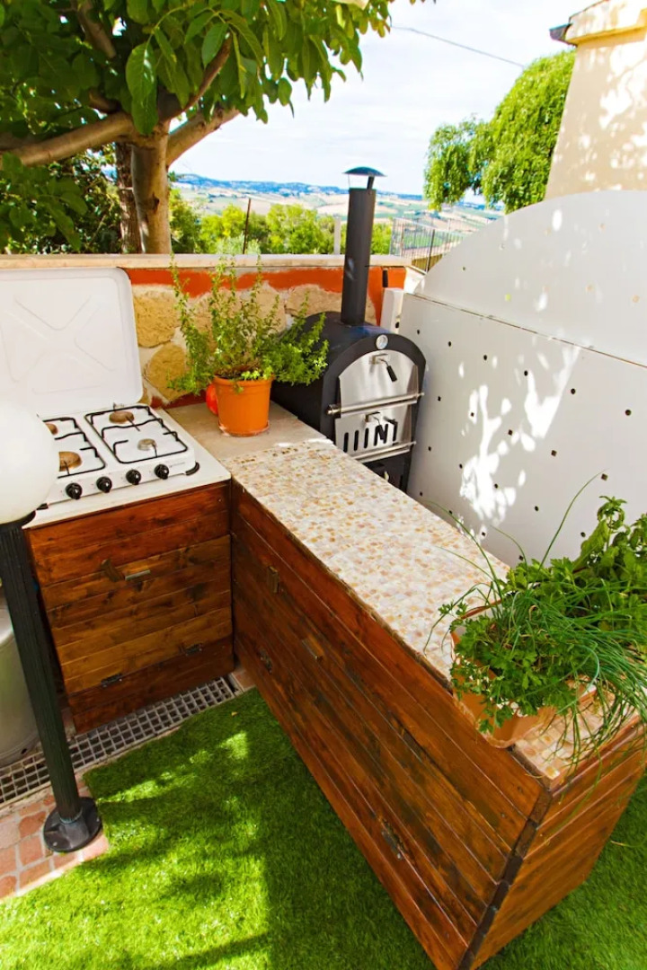 Eden Lilli - B & B Cartoceto