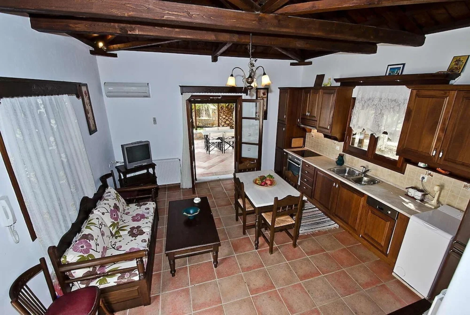Vatellis Villas