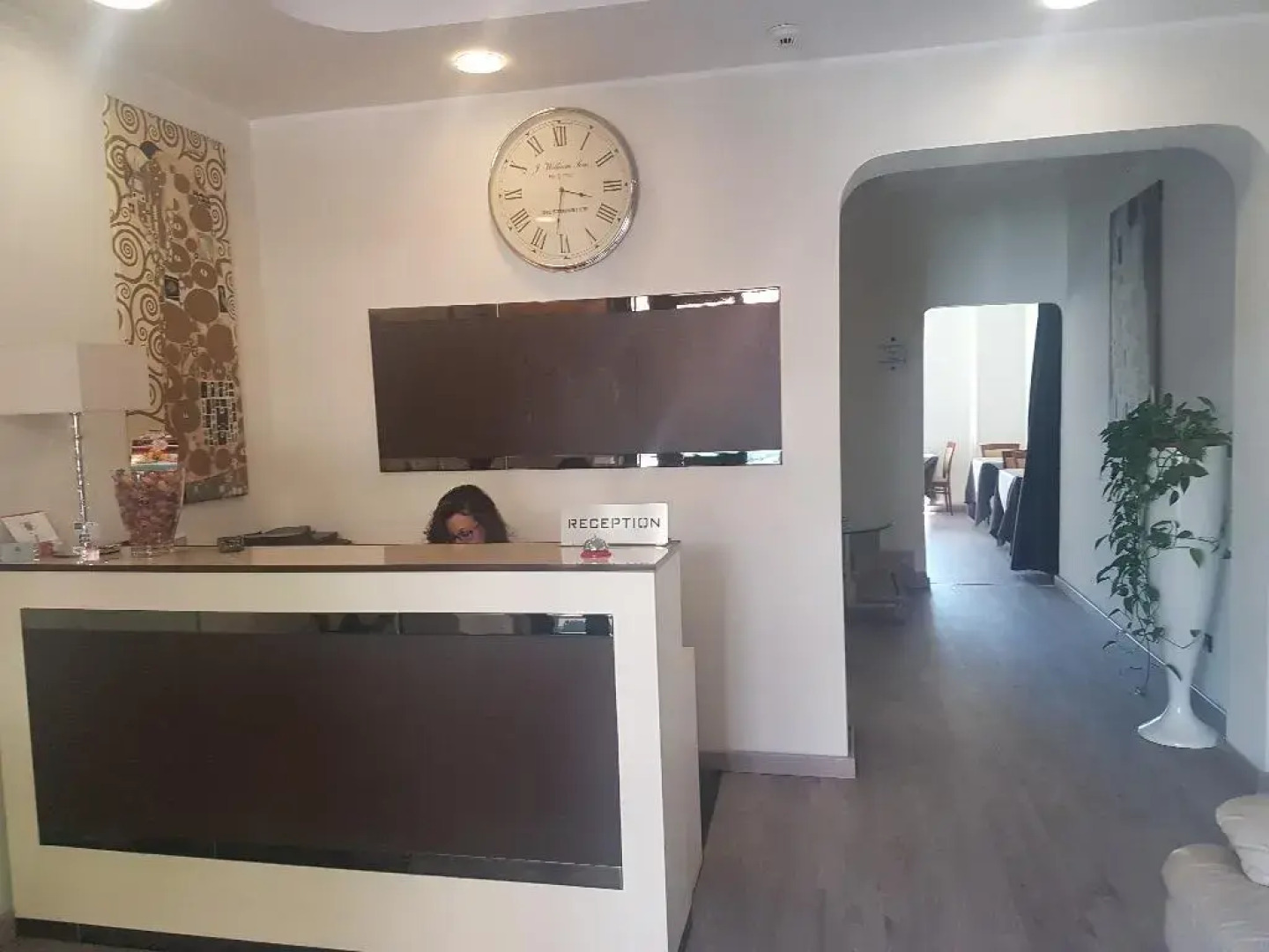 Hotel Sogni D'Oro Airport