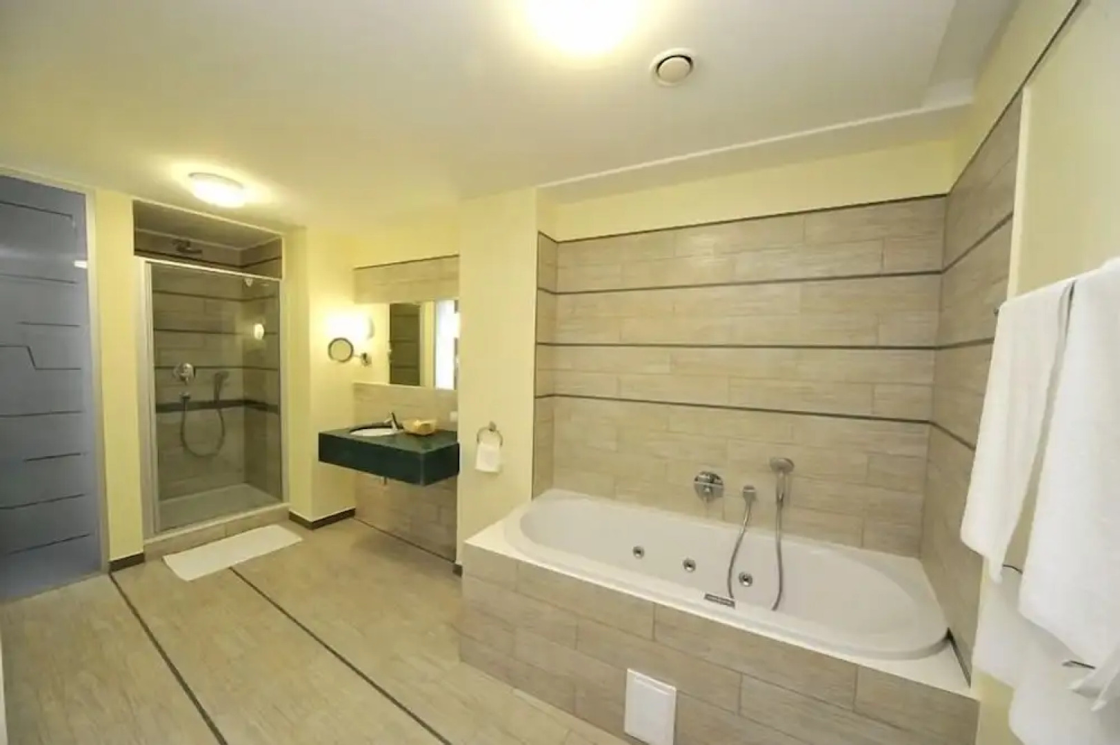 Отель Villa Four Rooms