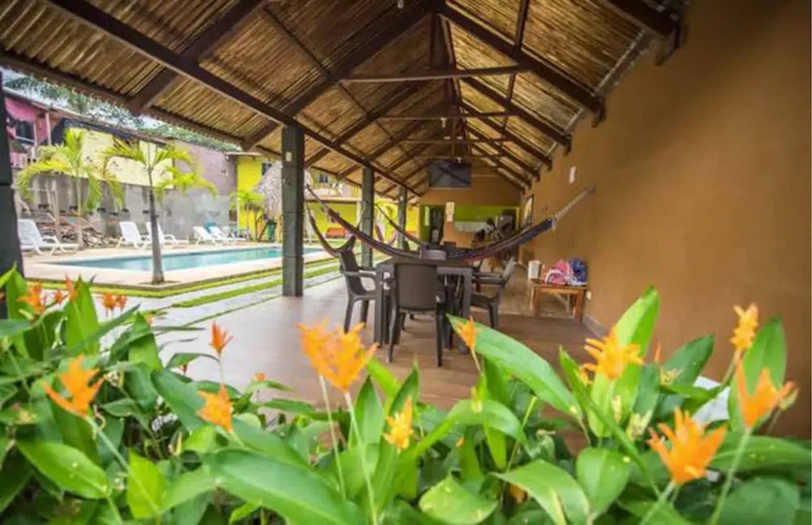 El Sunzalito Hotel