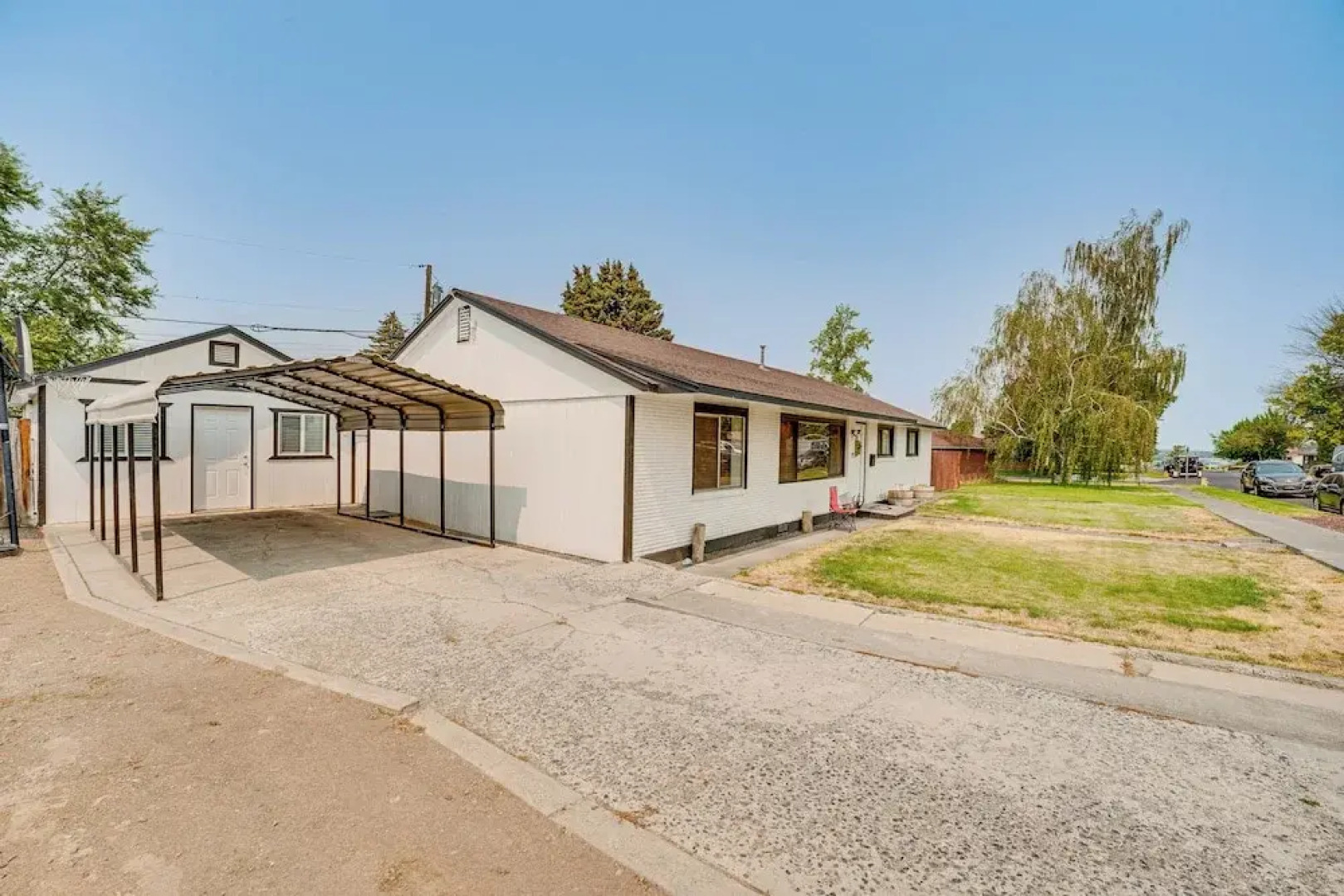 Pet-friendly Home < 1 Mi to Downtown Moses Lake!