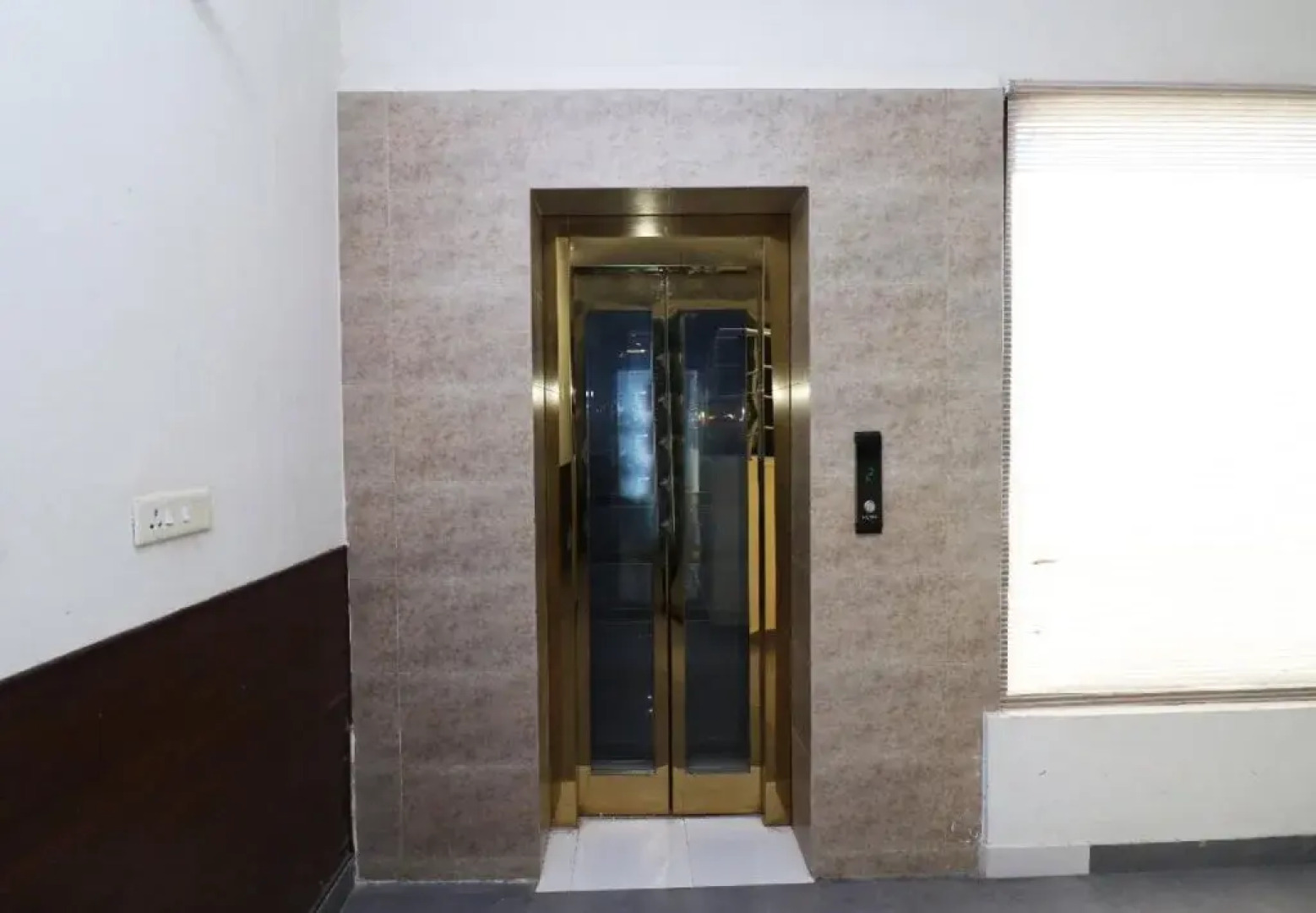 The Classic By OYO Rooms