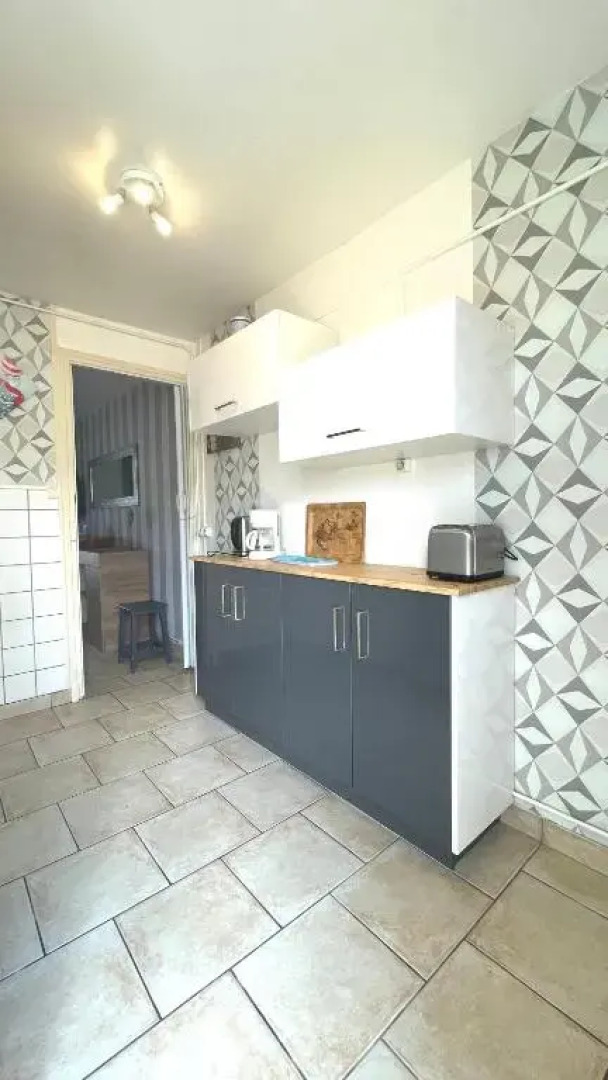 Appartement à quelques pas de la plage avec jardin