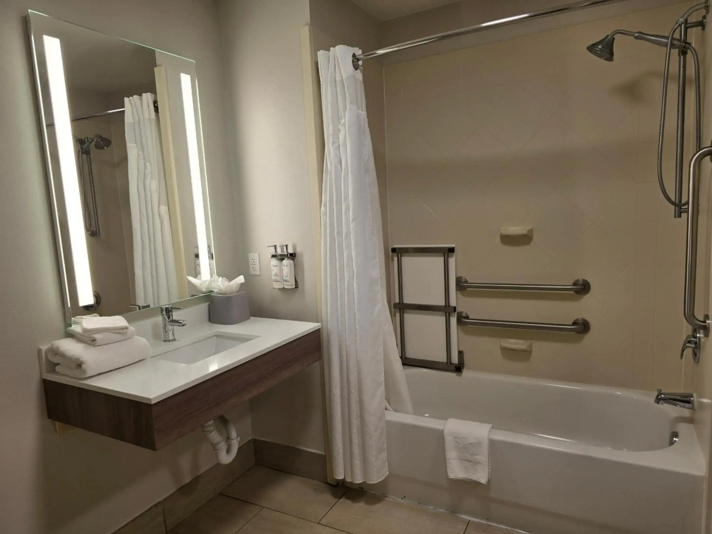 Holiday Inn Express Hotel & Suites Smithfield - Selma I -95 by IHG