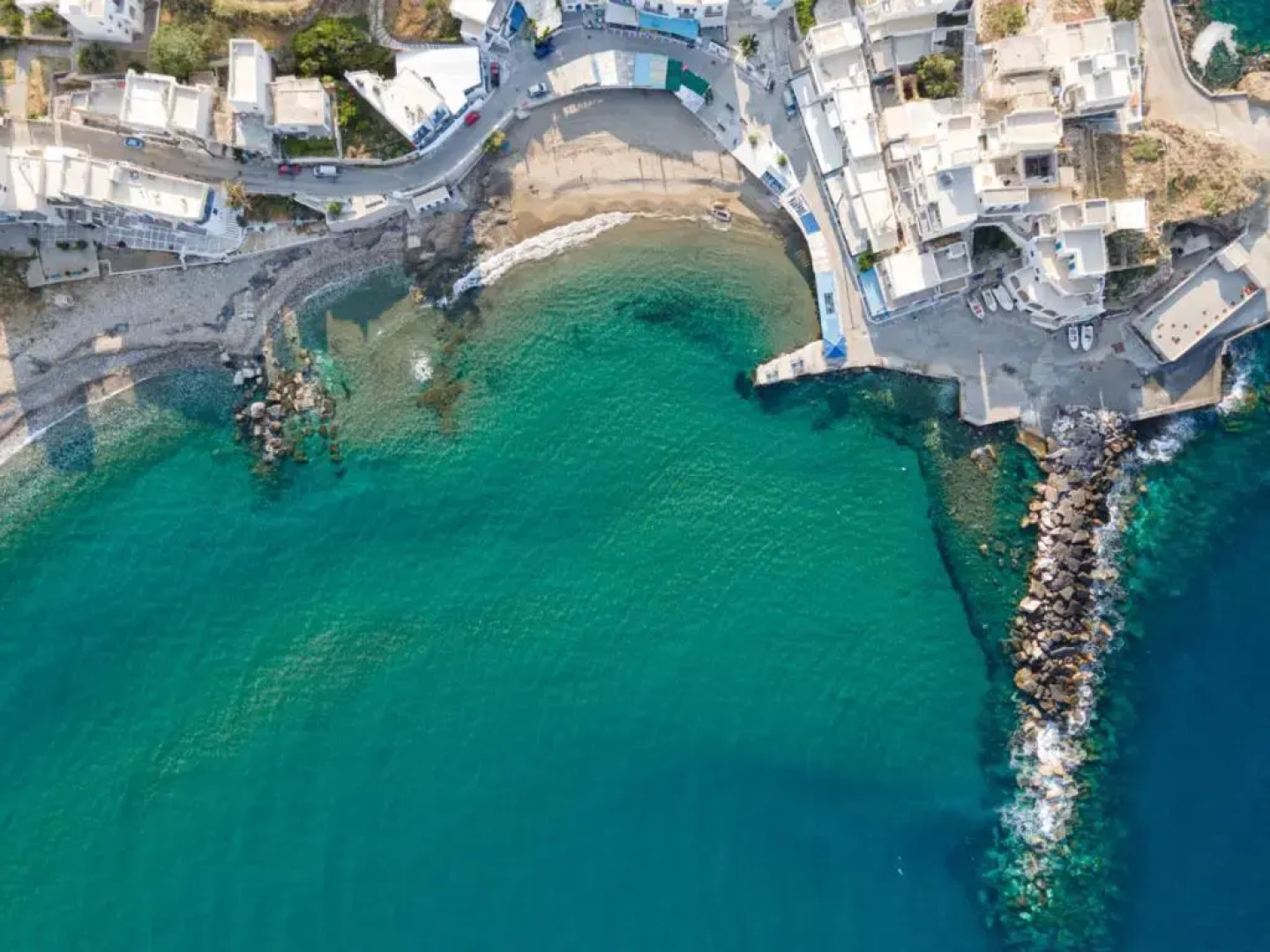 white house apollon naxos