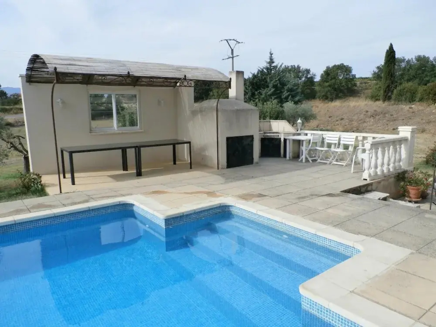 Villa With 3 Bedrooms in La Tour-d'aigues, With Private Pool, Furnished Garden and Wifi