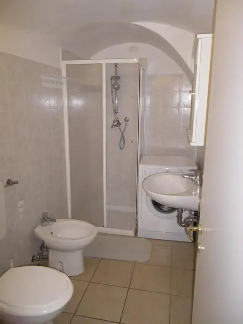 Open space con giardino vicino mare 010007-LT-0081