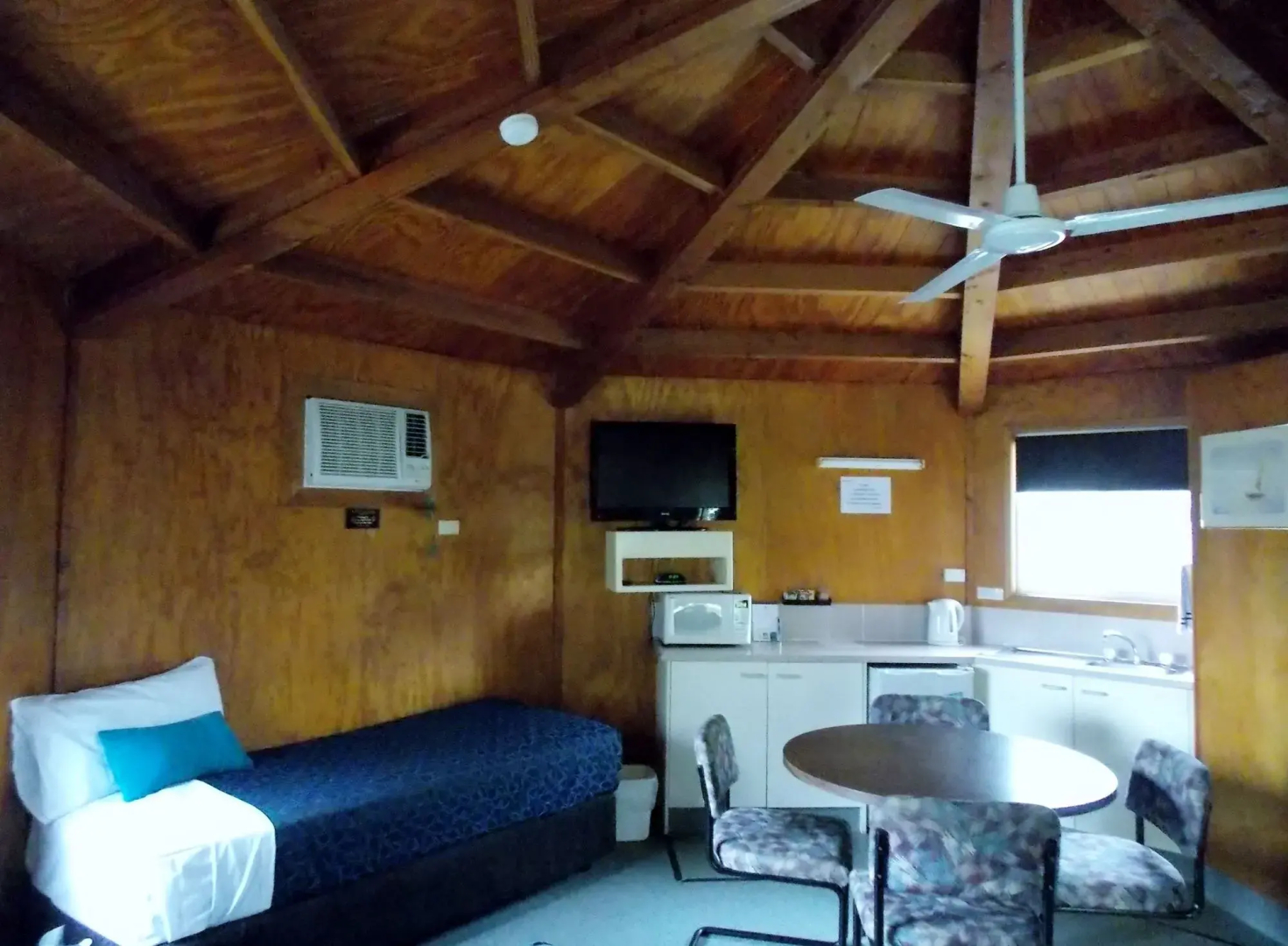 Wunpalm Motel & Holiday Cabins
