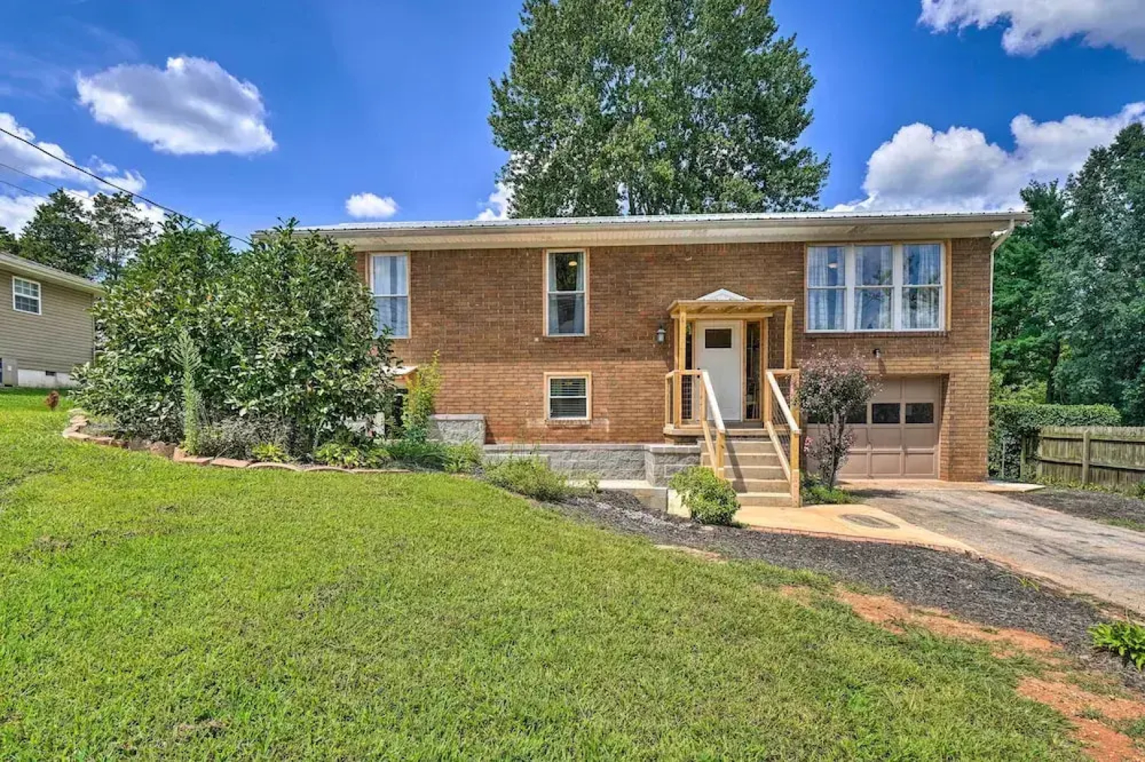 Updated Knoxville Home w/ Media Room + Patio!