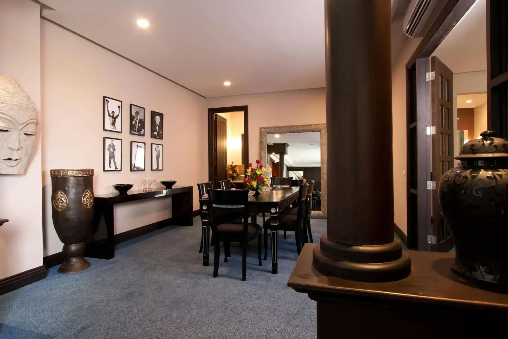 Lewis Grand Hotel
