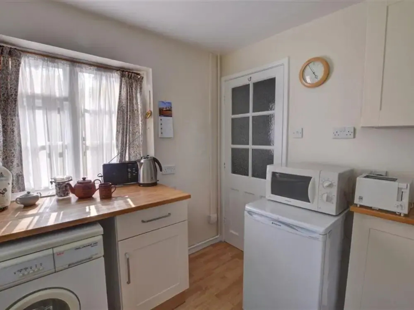 Old World Holiday Home in Denston with Garden near City Center