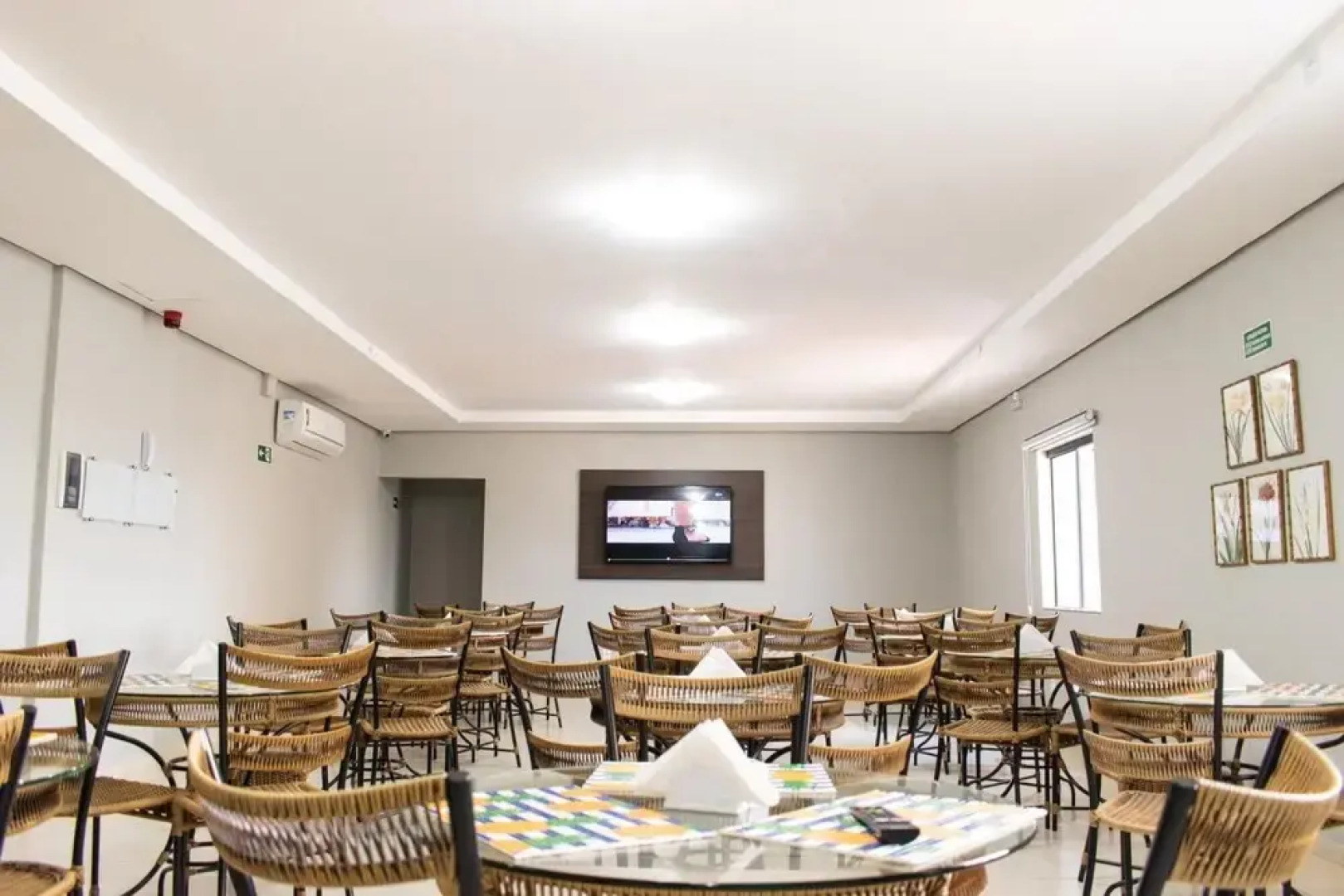 Hotel Central De Lins