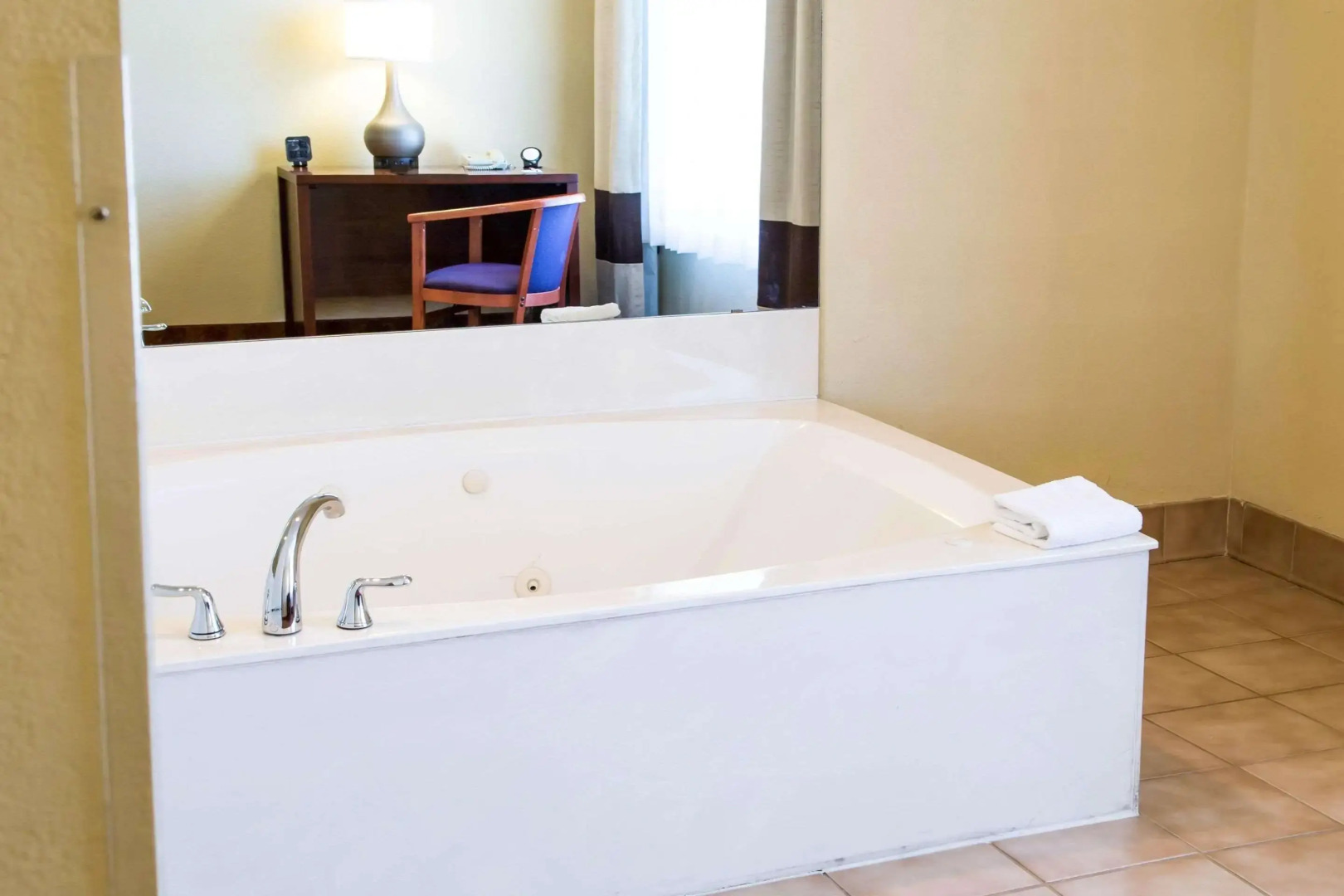 Comfort Suites Fort Worth North Fossil Creek