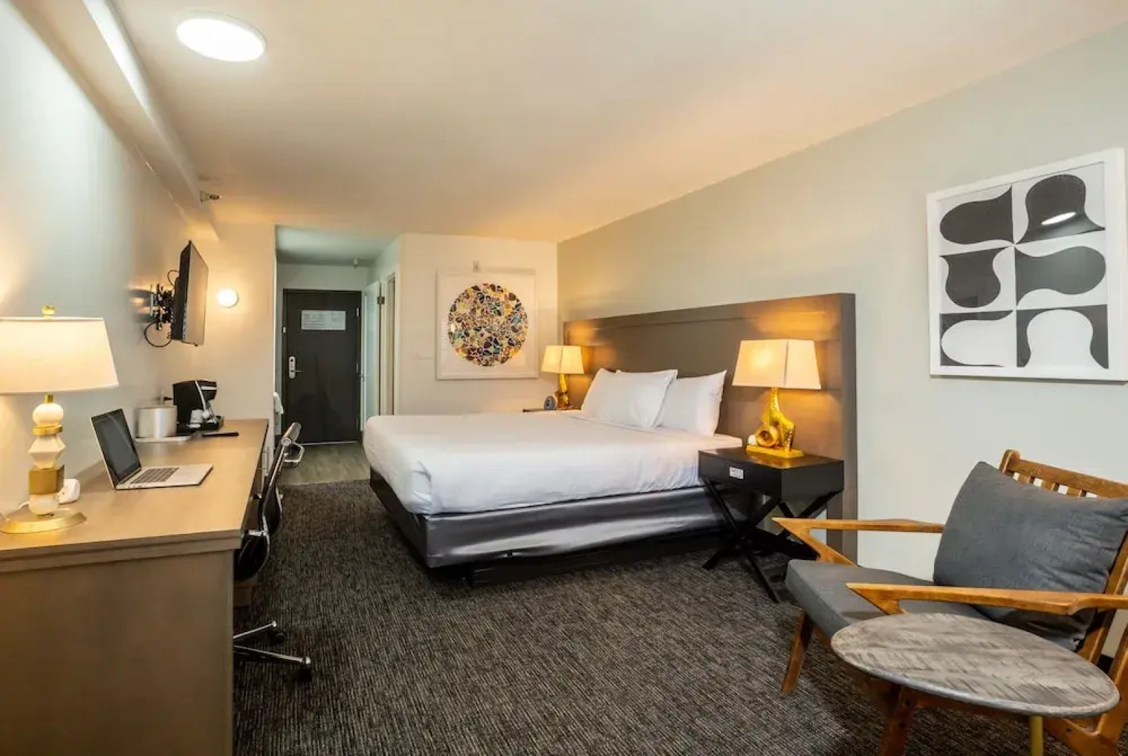 Best Western Crestview Hotel & Suites